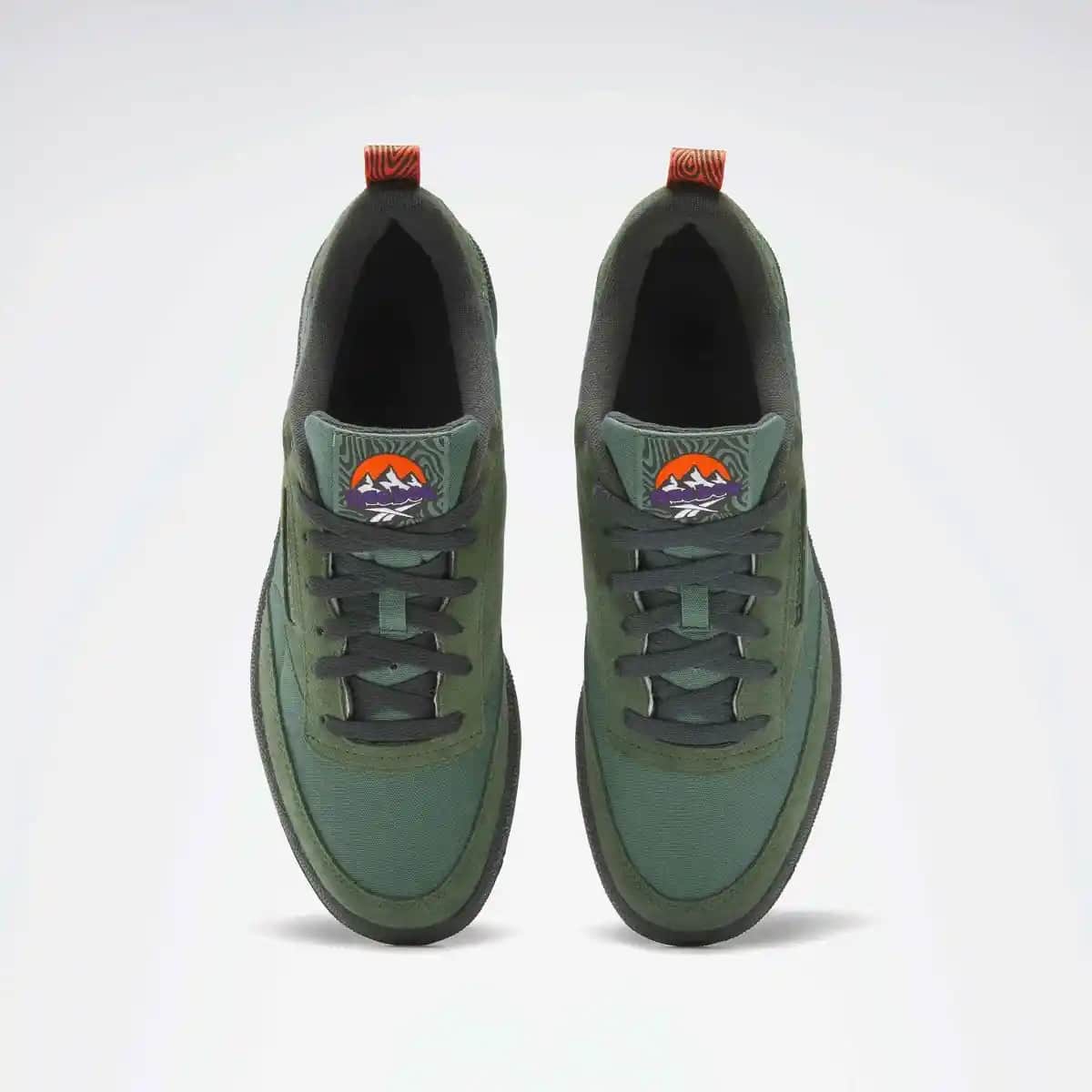 Reebok Club C 85 Yeşil: Klasik ve Güncel Moda Trendlerini Yansıtan Spor Ayakkabı