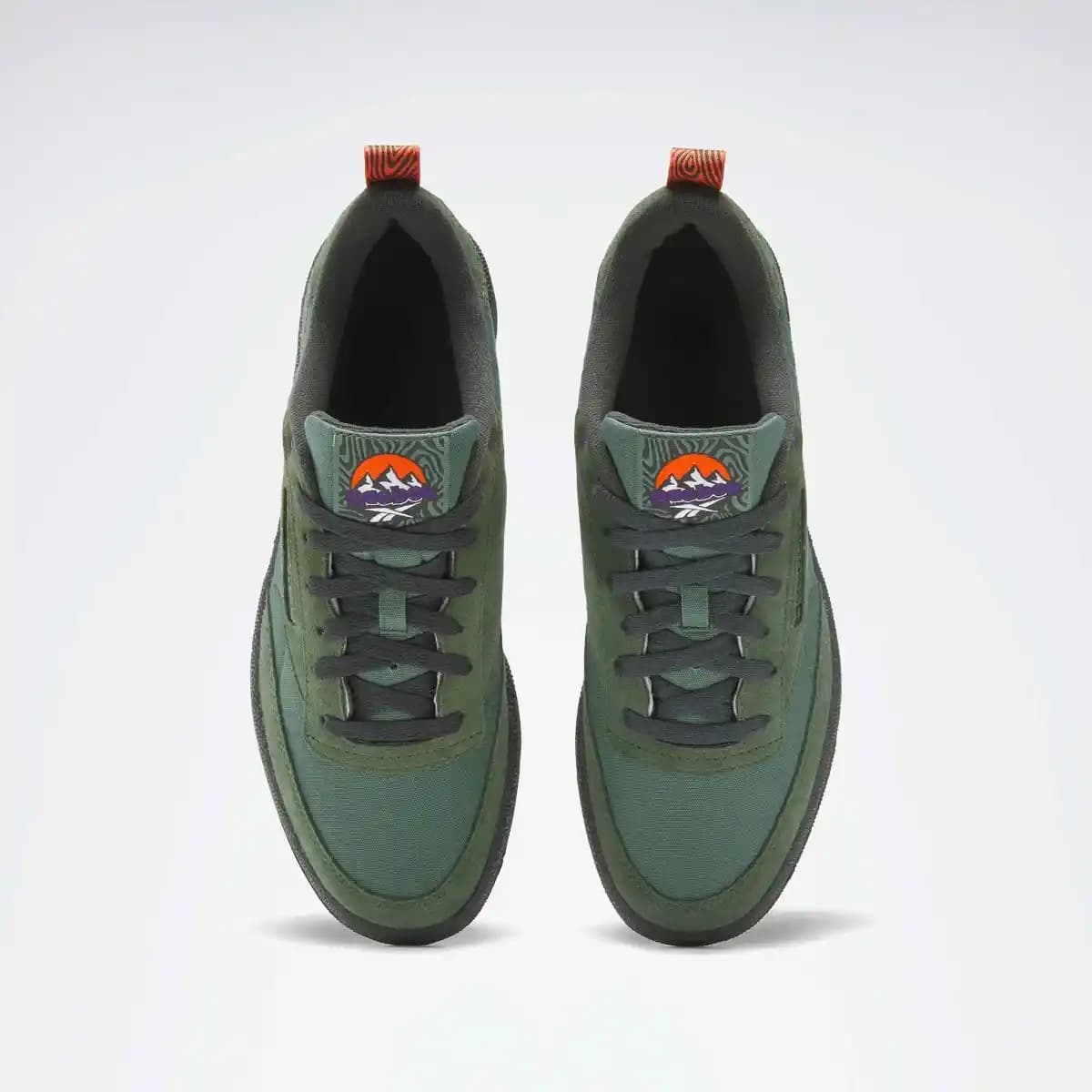 Reebok Club C 85 Yeşil: Klasik ve Güncel Moda Trendlerini Yansıtan Spor Ayakkabı