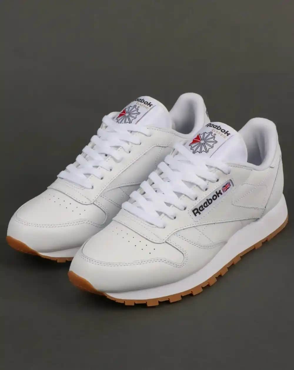 Reebok Klasik Ayakkabılar: Zamansız Şıklık ve Konfor Sunan Modern Modeller
