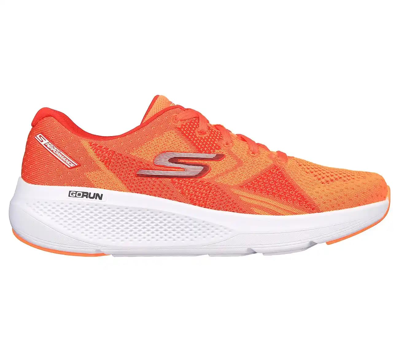 Skechers GO RUN Elevate 2.0: Performans ve Konforu Bir Arada Sunan Spor Ayakkabısı