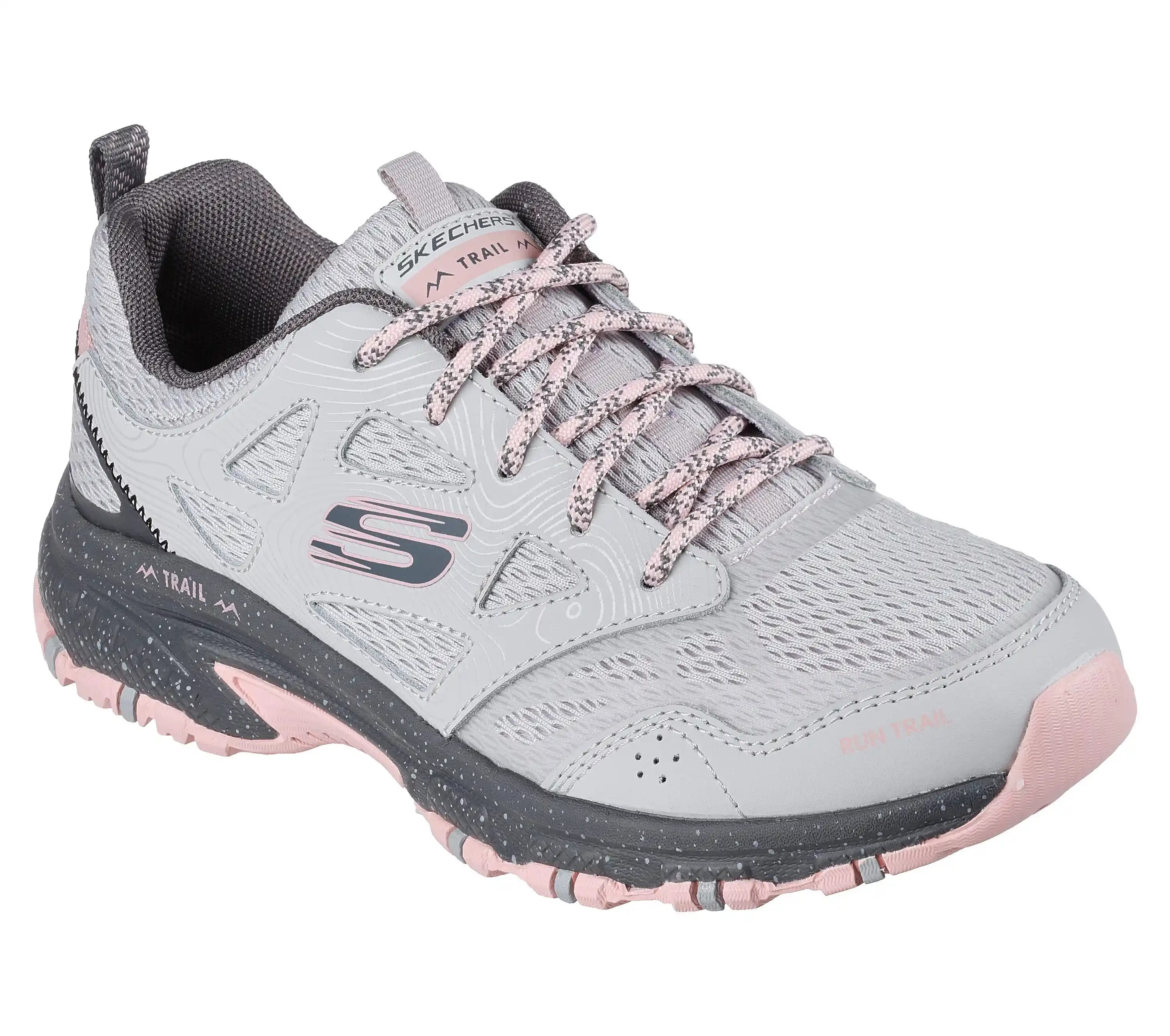 Skechers Hillcrest Pure Escapade: Modern ve Konforlu Günlük Ayakkabı Seçenekleri
