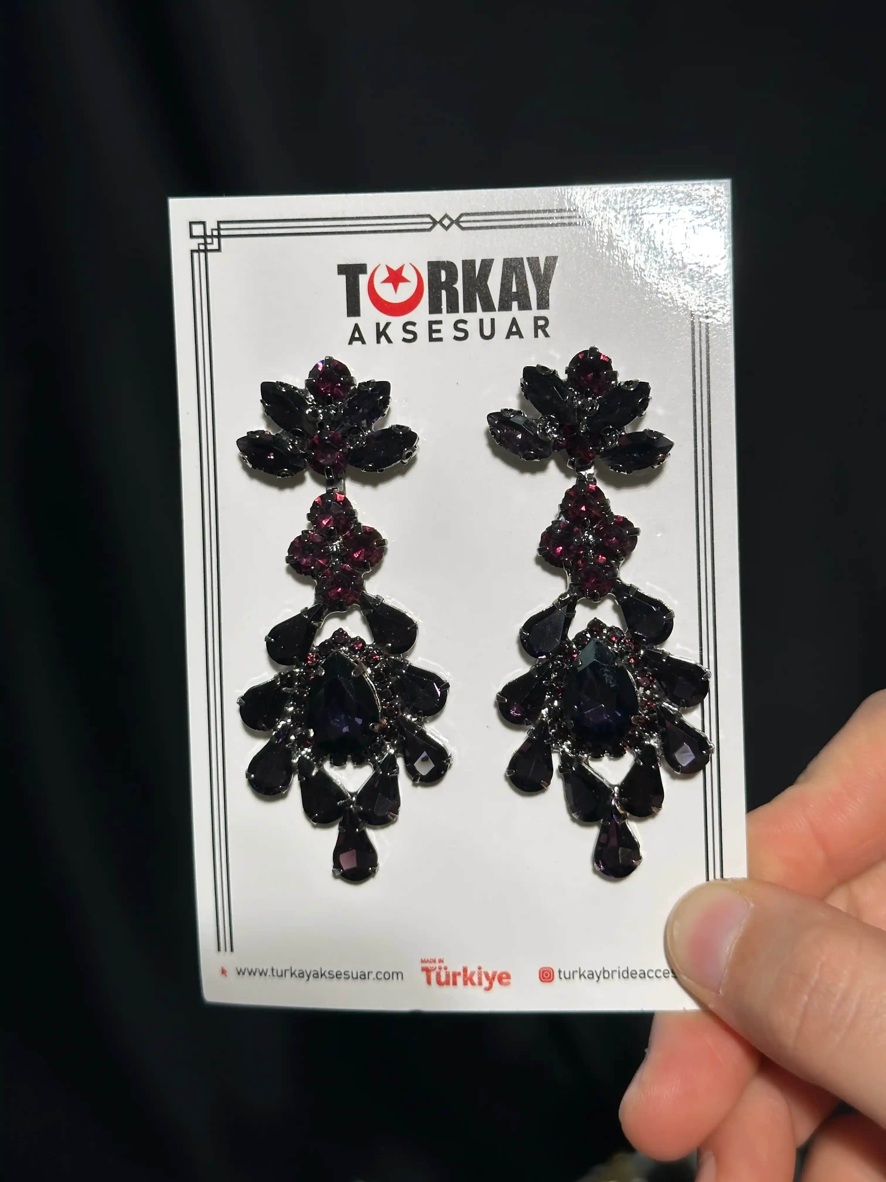 Türkay Aksesuar: Kaliteli ve Şık Ayakkabı Aksesuarları ile Moda Trendlerini Yakalayın