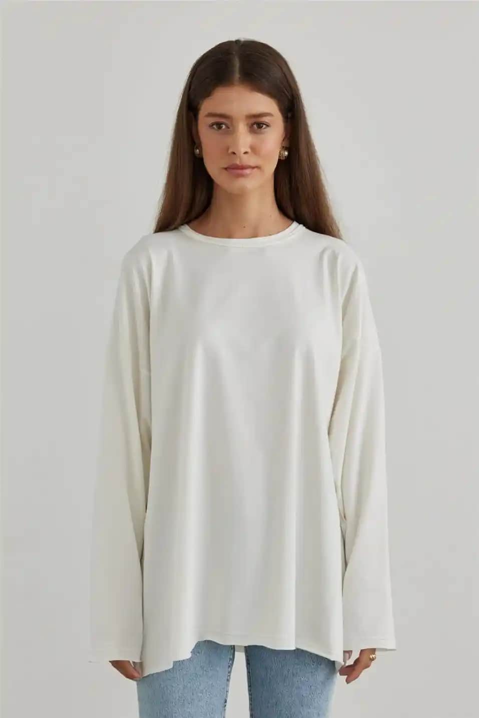 Ucuz Oversize Tişörtler ile Sokak Modasında Şıklık ve Rahatlık Sağlayın