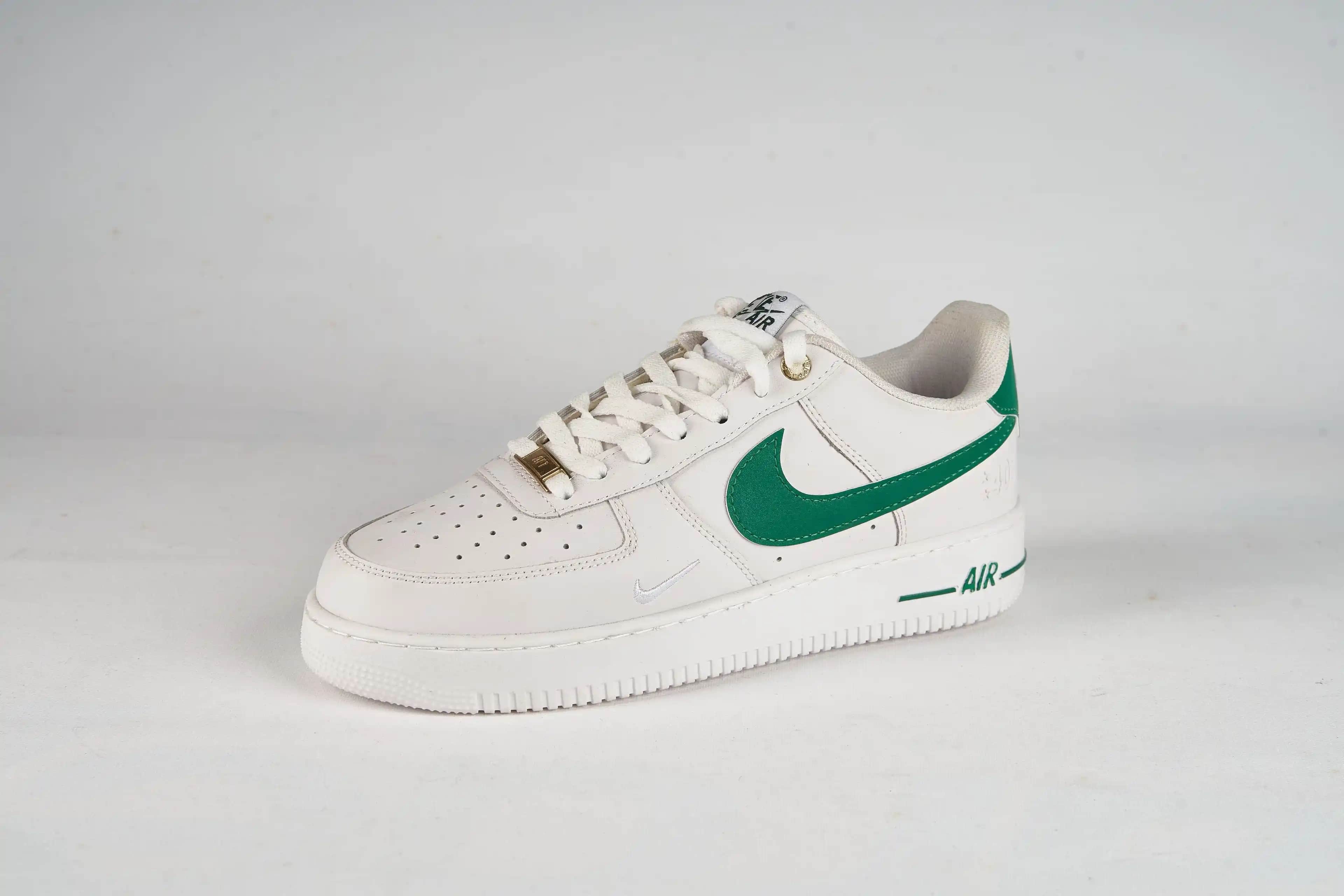 Yeşil Air Force Ayakkabıları: Stil ve Konforun Modern Simgesi