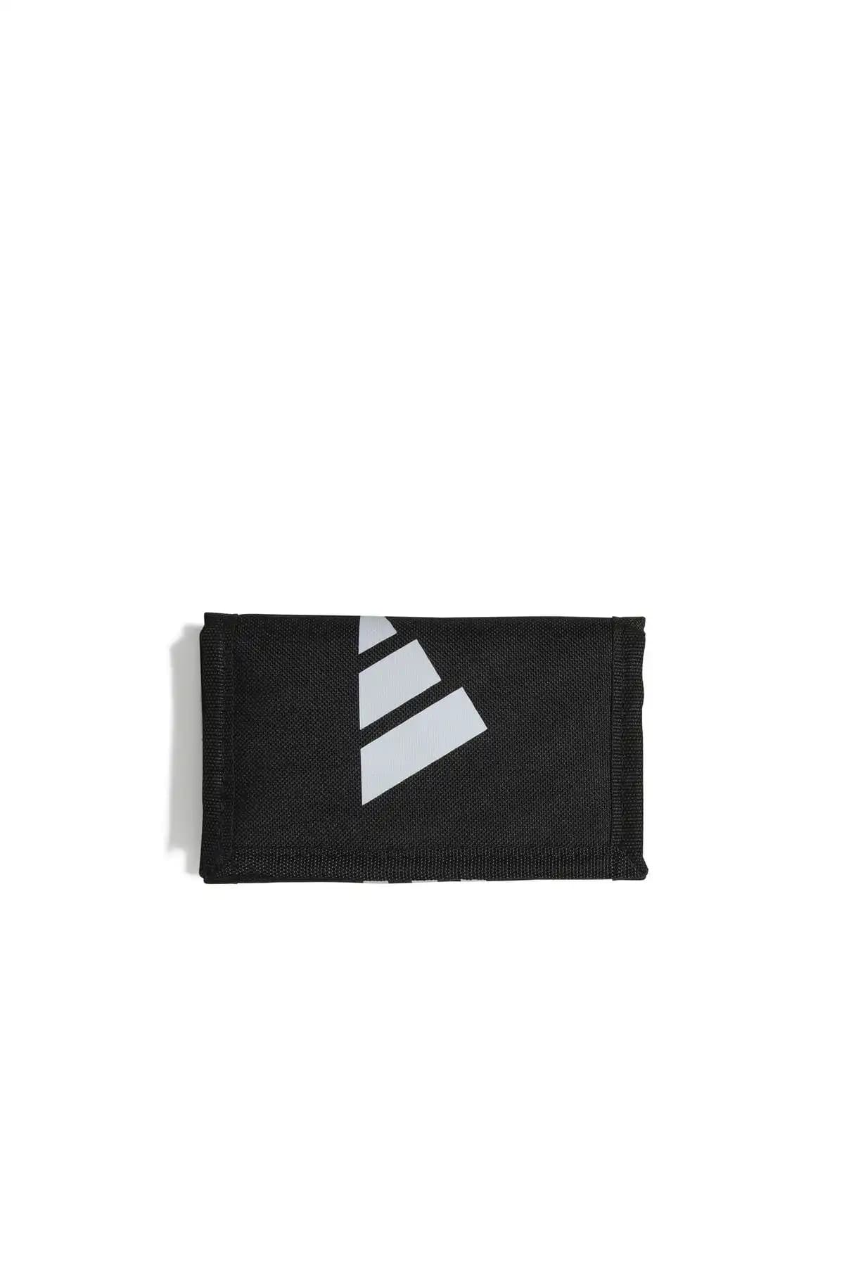 Adidas Essentials Training ve Puma Phase Wallet Karşılaştırması: Hangi Cüzdan Sizin İçin Uygun 1