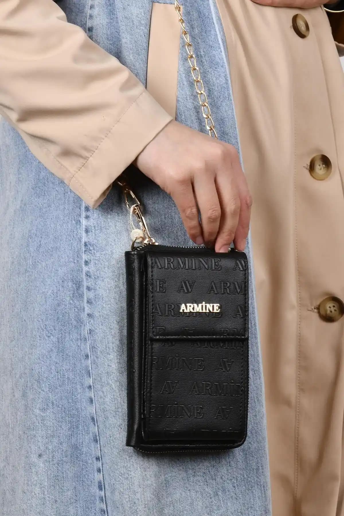 Armine Kadın Siyah Çanta ve Cüzdan Modellerinin Karşılaştırması