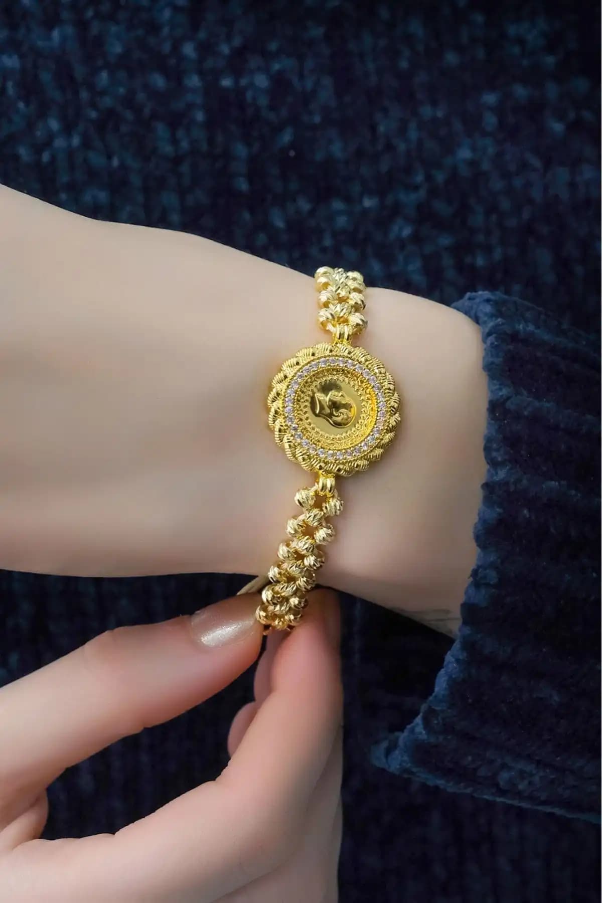 Aytekgold Dorica ve Incili Çeyrekli Bileklik Karşılaştırması 1