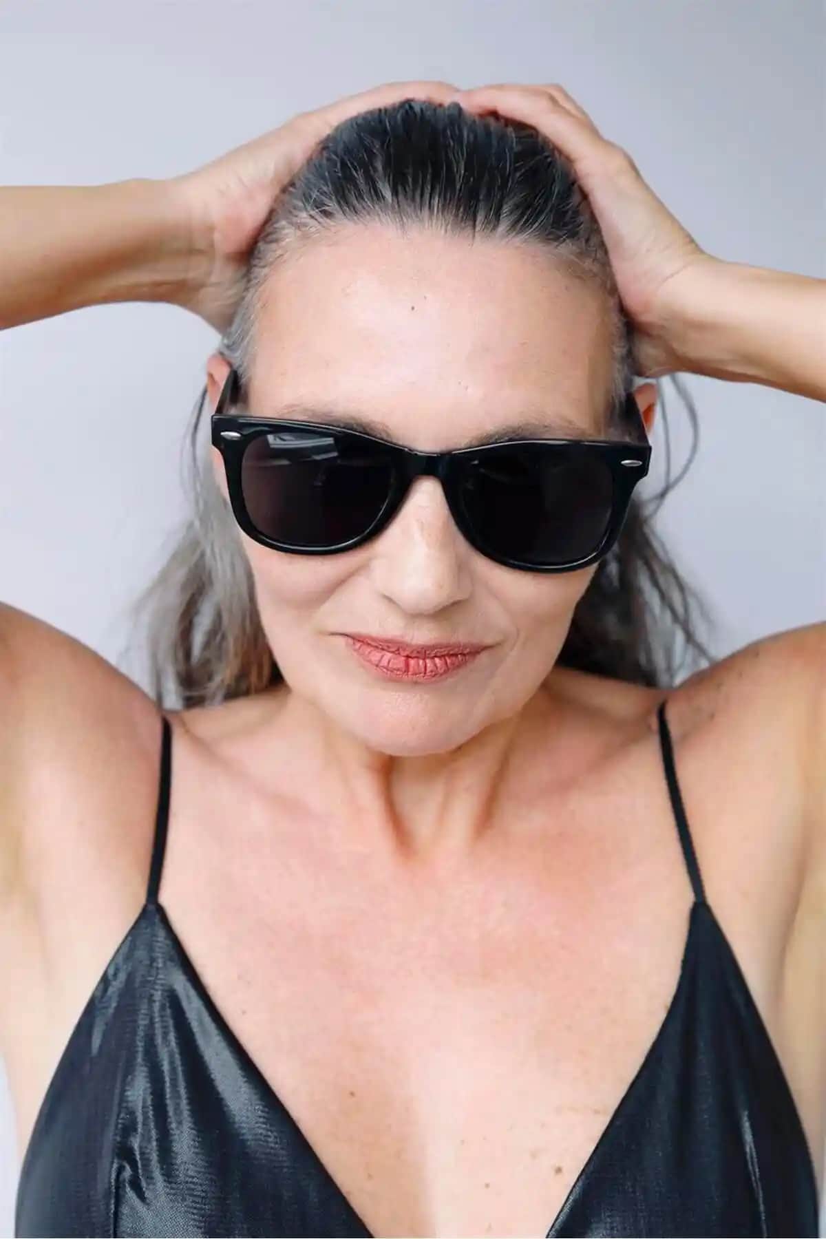 Bilge Karga Jack Black ve Louis Black Güneş Gözlükleri Karşılaştırması ve Özellikleri