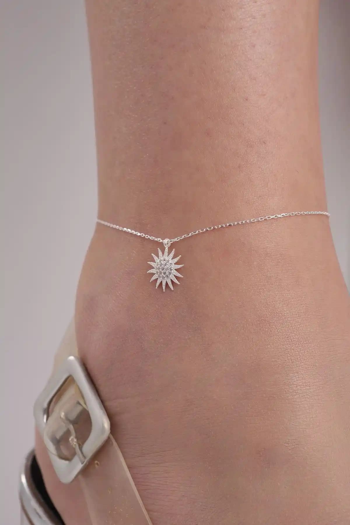 Bilsen Store ve Elika Silver Halhal Karşılaştırması: Tasarım, Malzeme ve Dayanıklılık Analizi