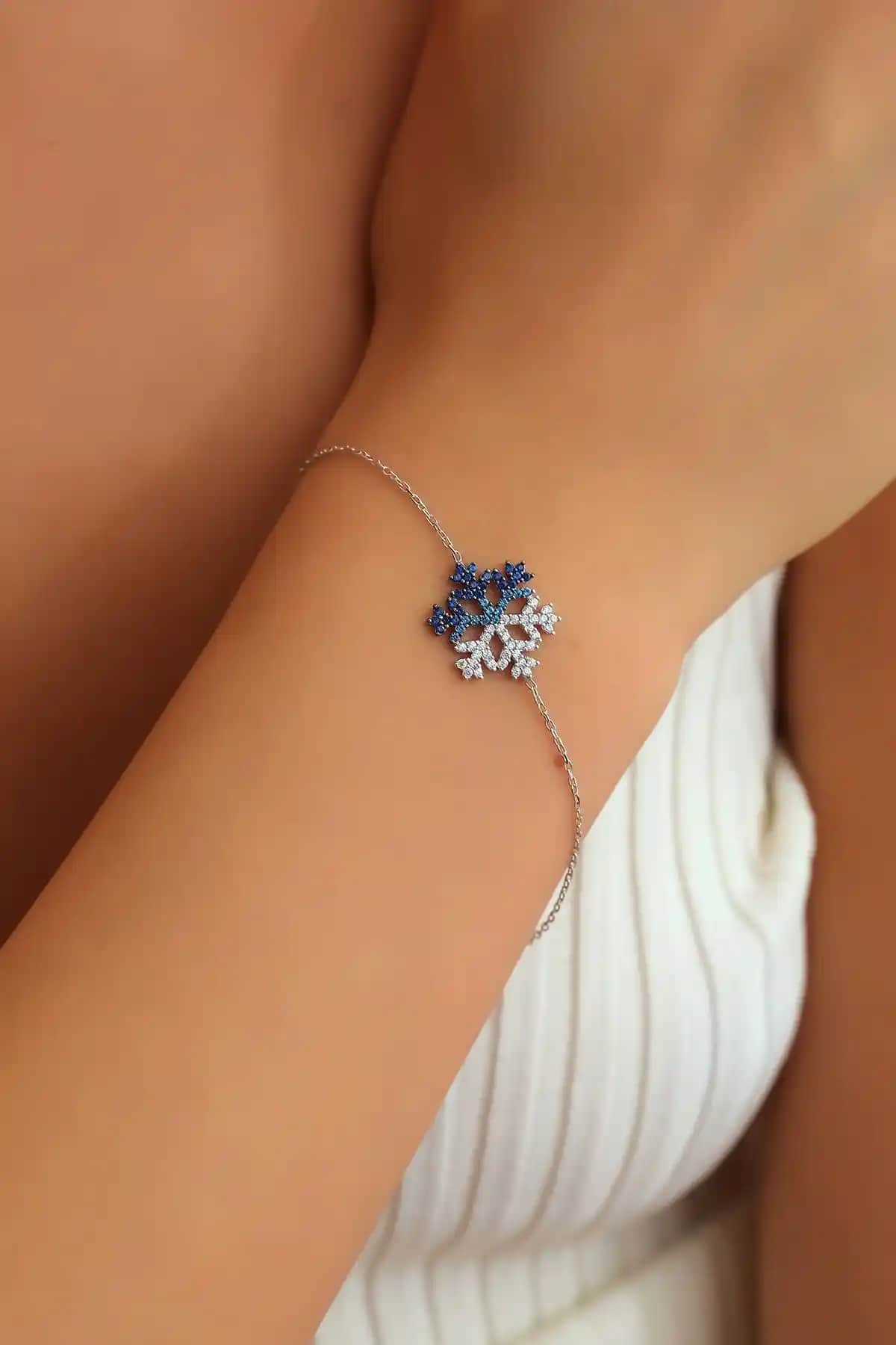 Bilsen Store ve Lovera Jewellery 925 Ayar Gümüş Bileklik Karşılaştırması