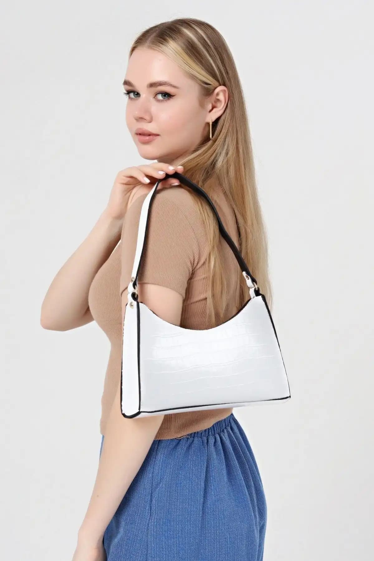 Çanta Seçerken Dikkat Edilmesi Gerekenler: Bag&More ve Güce Çanta Karşılaştırması 2