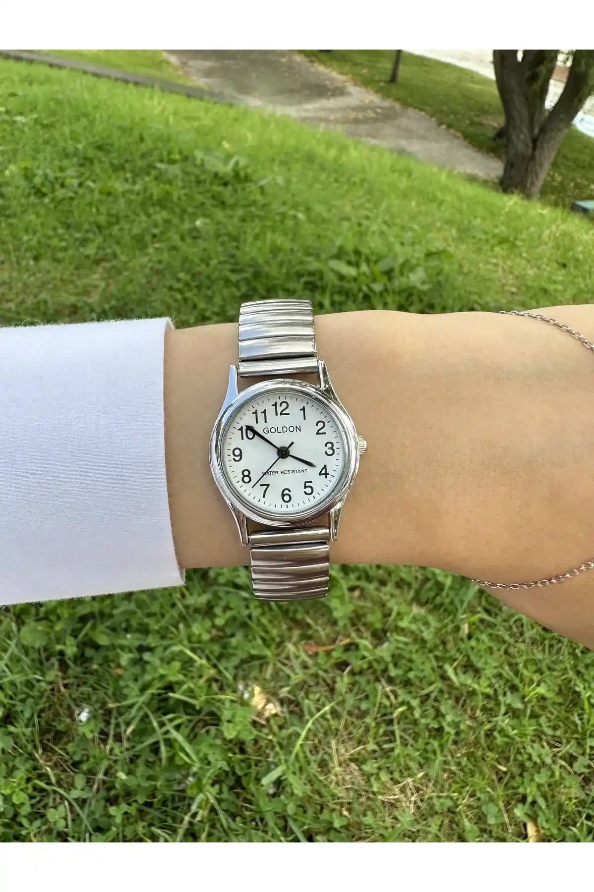 Carden ve Daniel Klein markalarının popüler kol saatleri karşılaştırması ve detaylı analiz