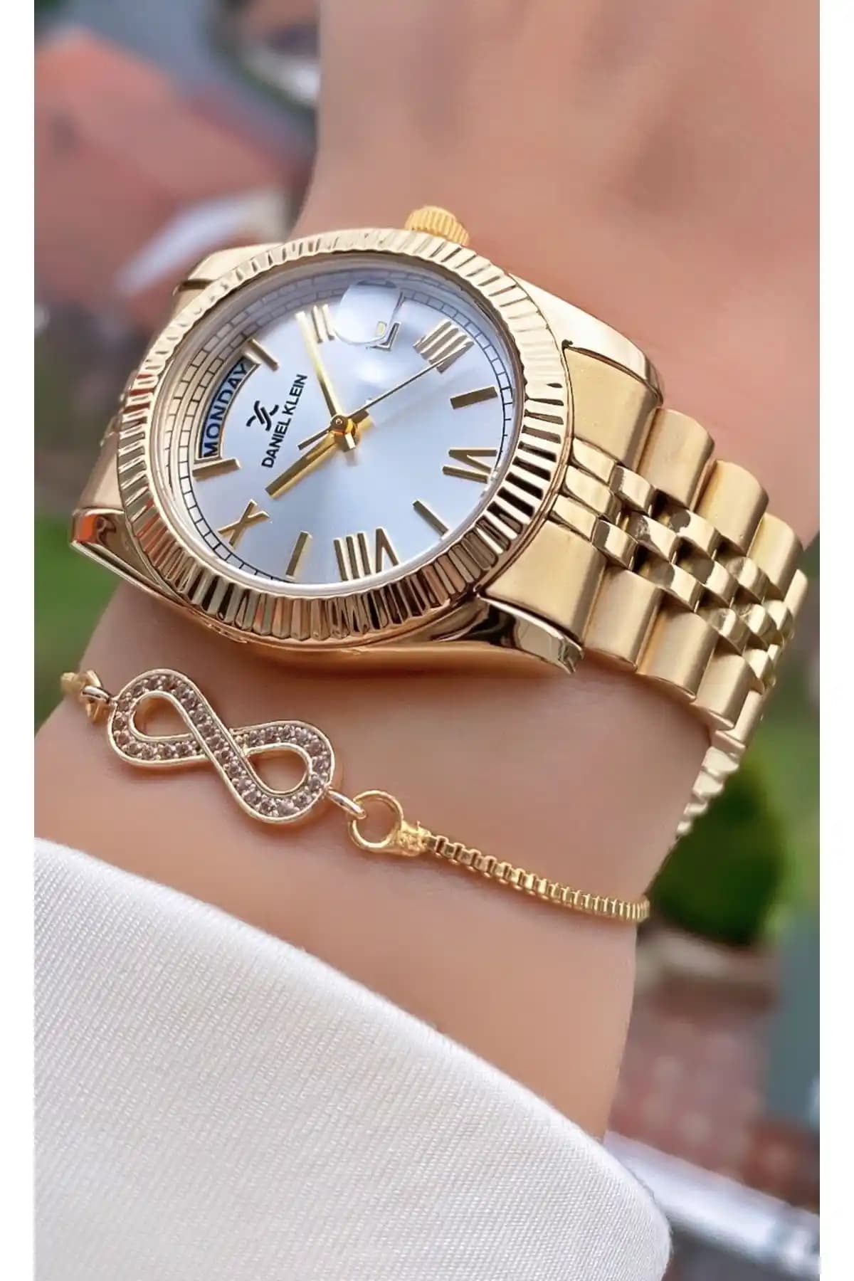 Daniel Klein Kadın Saatleri Karşılaştırması: Altın Renk ve İki Renk Modelleri