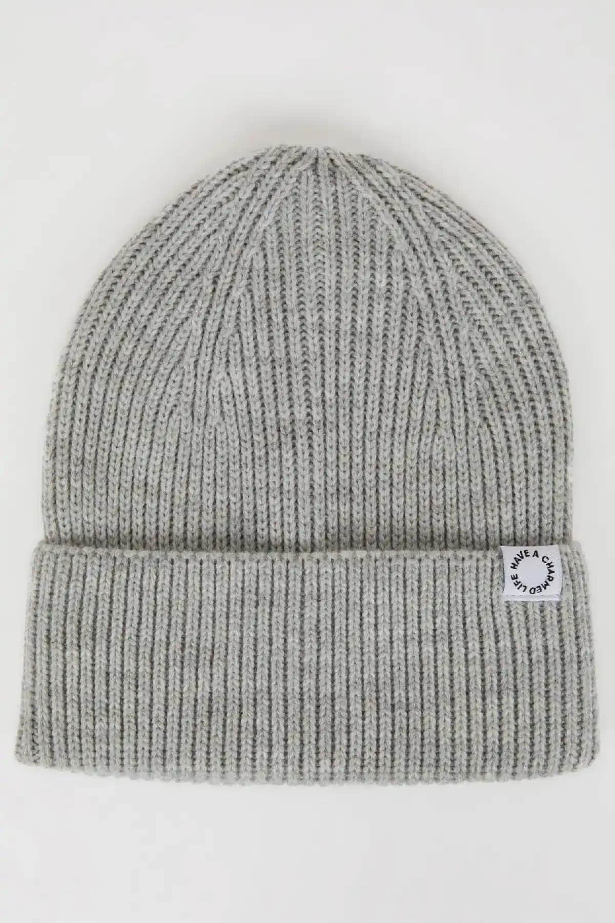 Defacto Kadın Dokuma Bere Karşılaştırması: Şıklık ve Konforun En İyi Seçenekleri