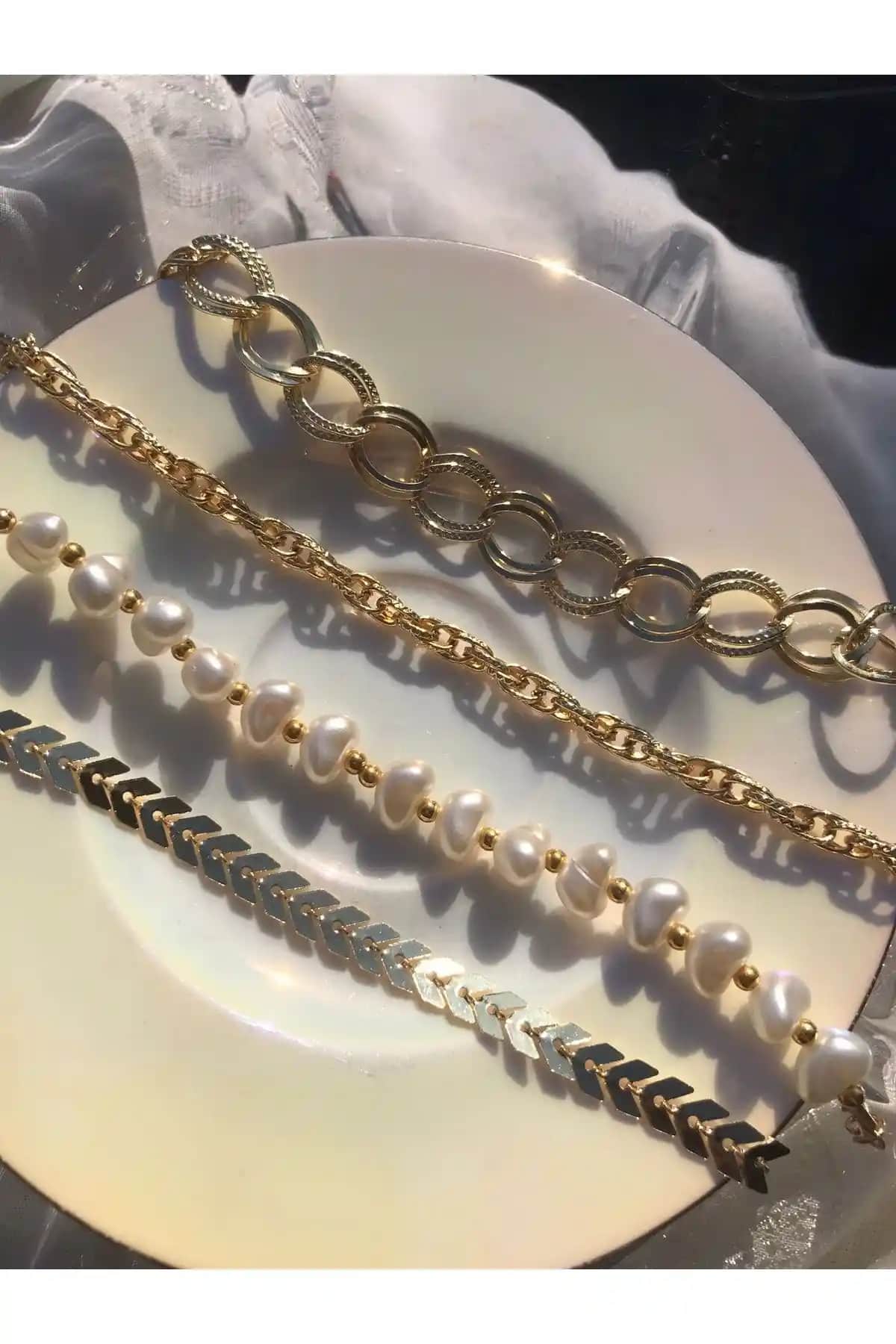 DGN Shoping ve Jack Ferrero Bileklik Setleri Karşılaştırması: Hangi Ürün Sizin İçin Uygun