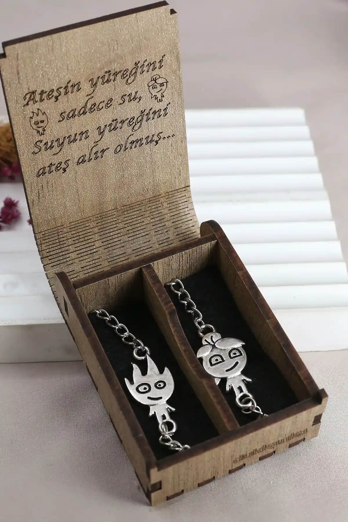 Dukkanka ve Meri Art Store Sevgili Bileklikleri Karşılaştırması