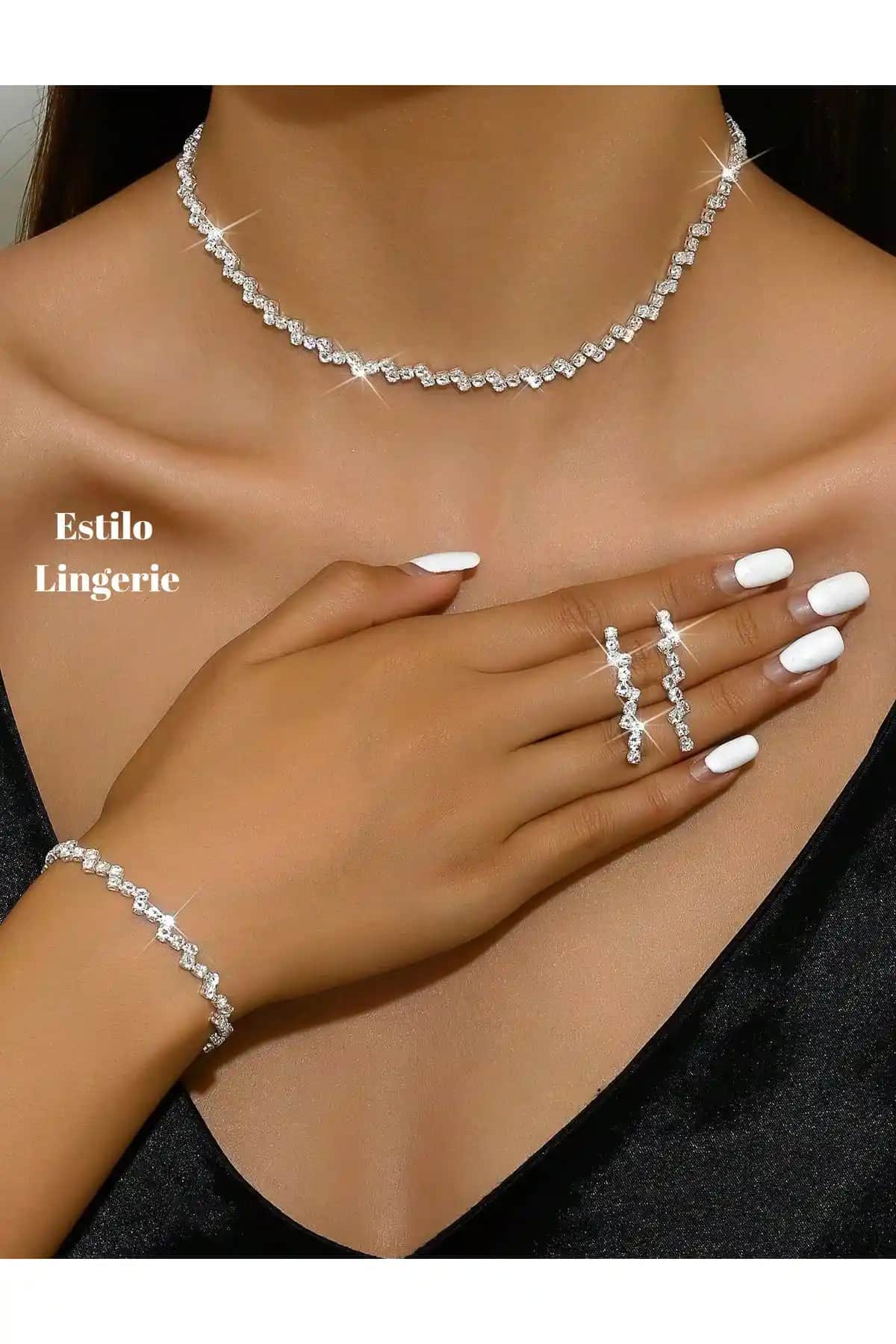 Estilo Lingerie Ajda ve Ressia Zirkon Taşlı Takı Setleri Karşılaştırması