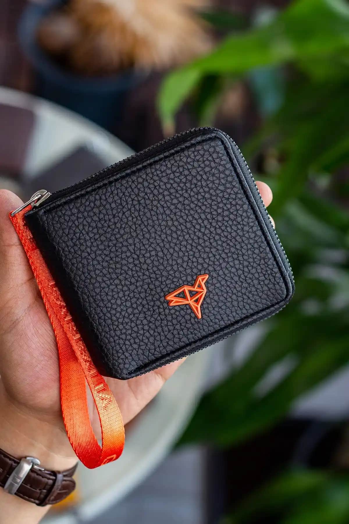 Garbalia Nora ve Louise Motto Alba Cüzdanlarının Karşılaştırması ve Seçim Rehberi