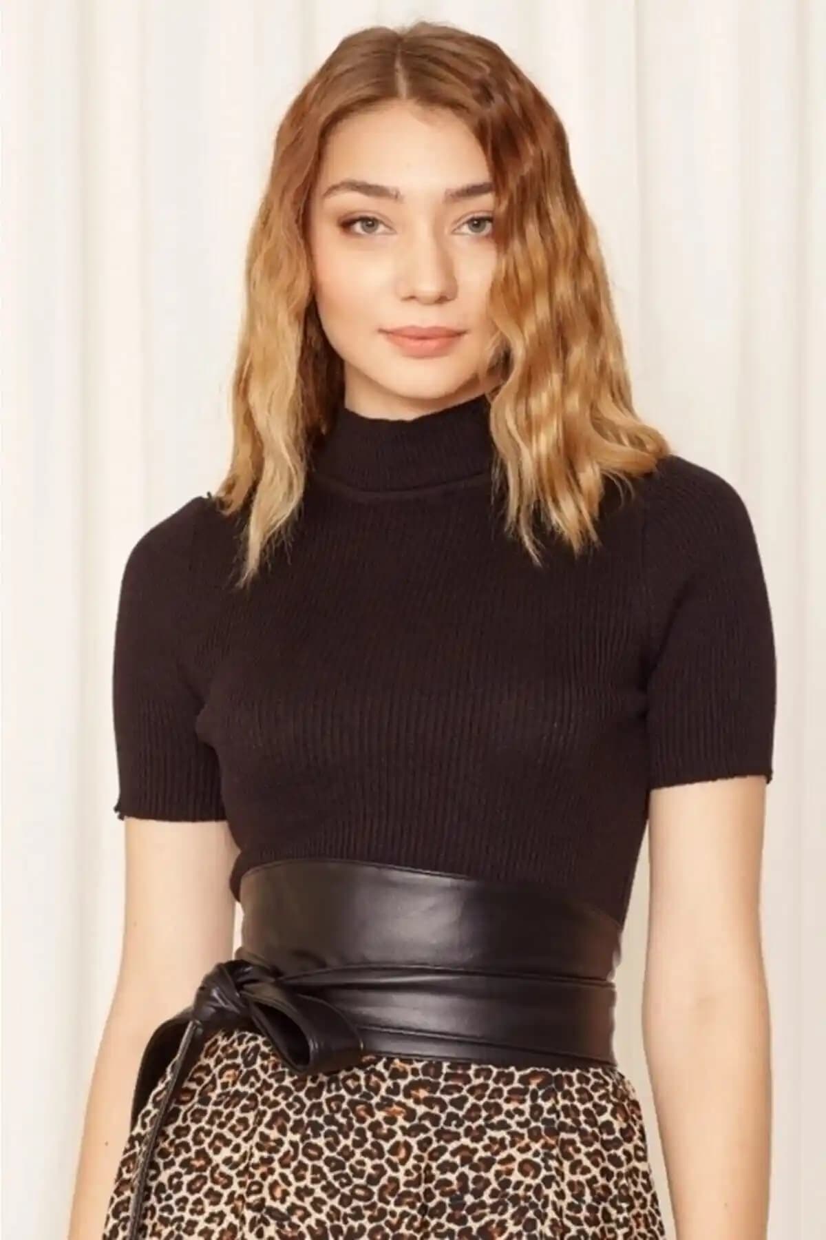 Genel Markalar ve Kemerix Kadın Siyah Kemerleri Karşılaştırması