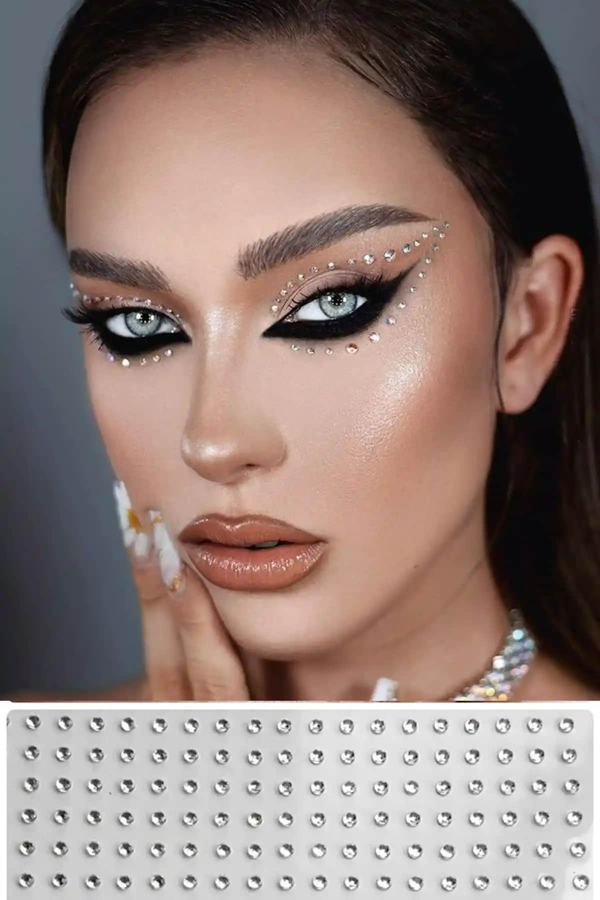 H&E DESIGN ve MutluBiDünya Işıltılı Sticker Karşılaştırması