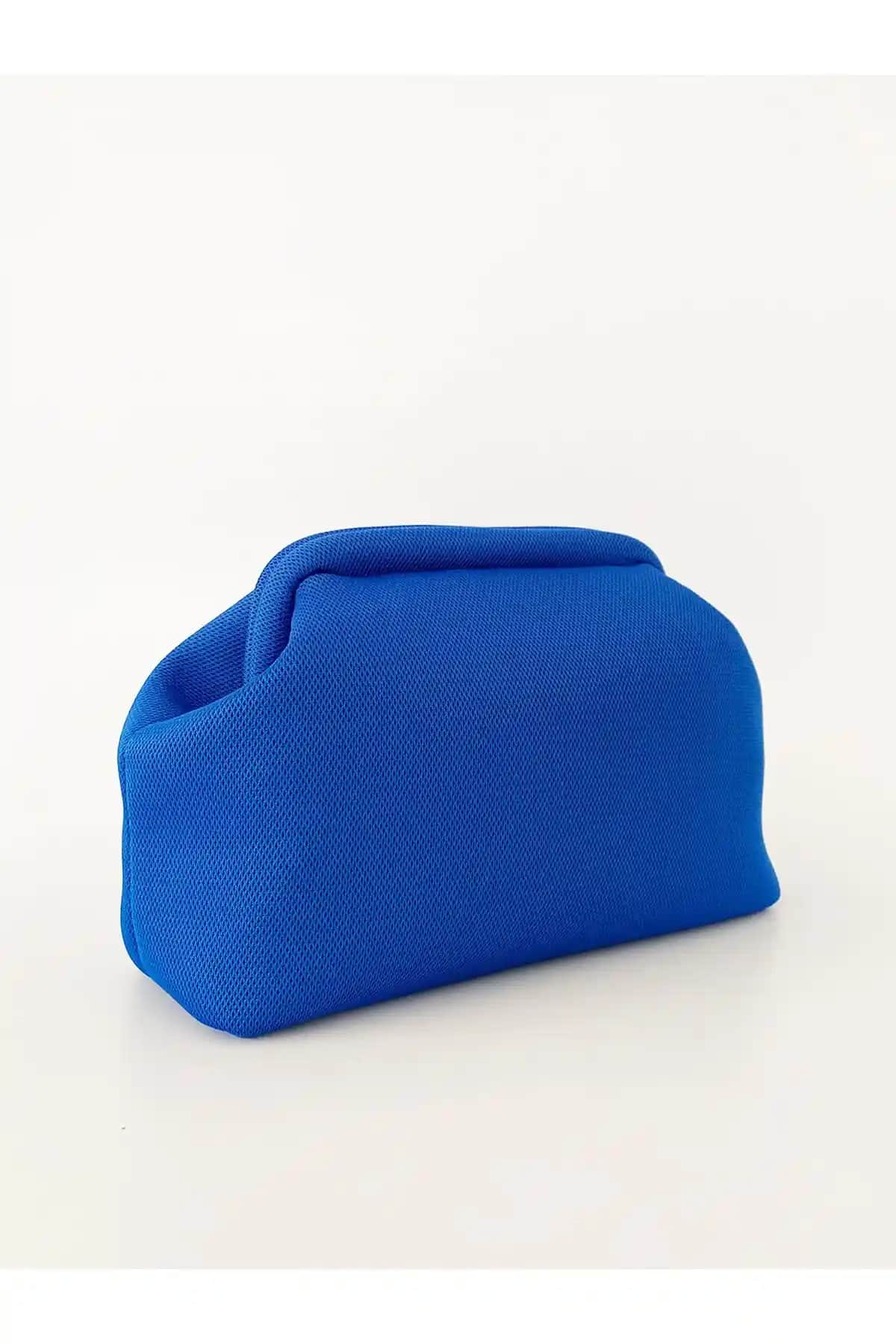 HEYBE'S Kadın Mavi ve Siyah Clutch Çanta Karşılaştırması Günlük ve Şık Kullanım İçin