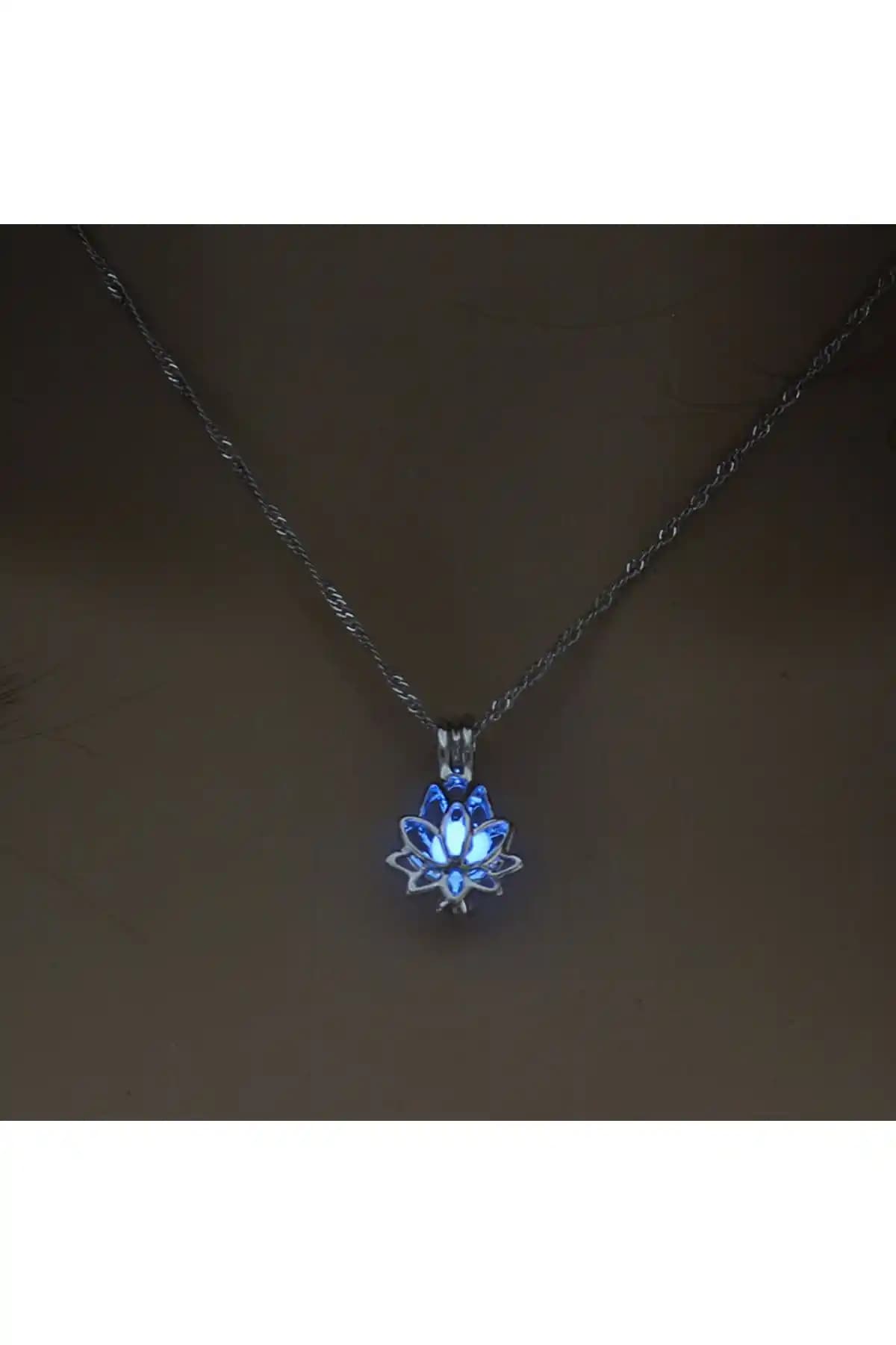 İYİ MODA Fosforlu Lotus Çiçeği Kolye ve Lotus Jewelry 925 Gümüş Kolye Karşılaştırması