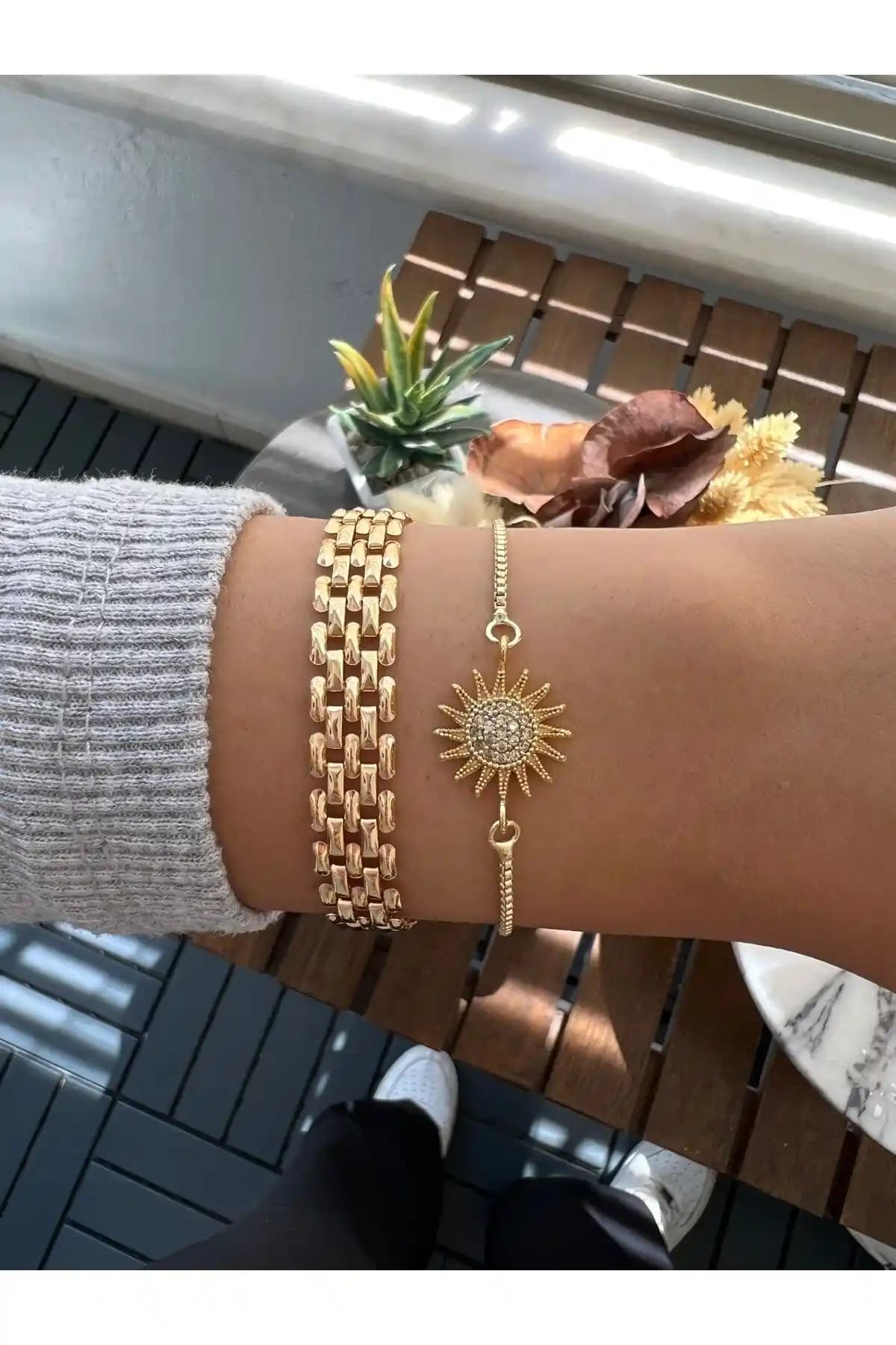 Jack Ferrero ve KBC STORE Olympea Bileklikleri Karşılaştırması