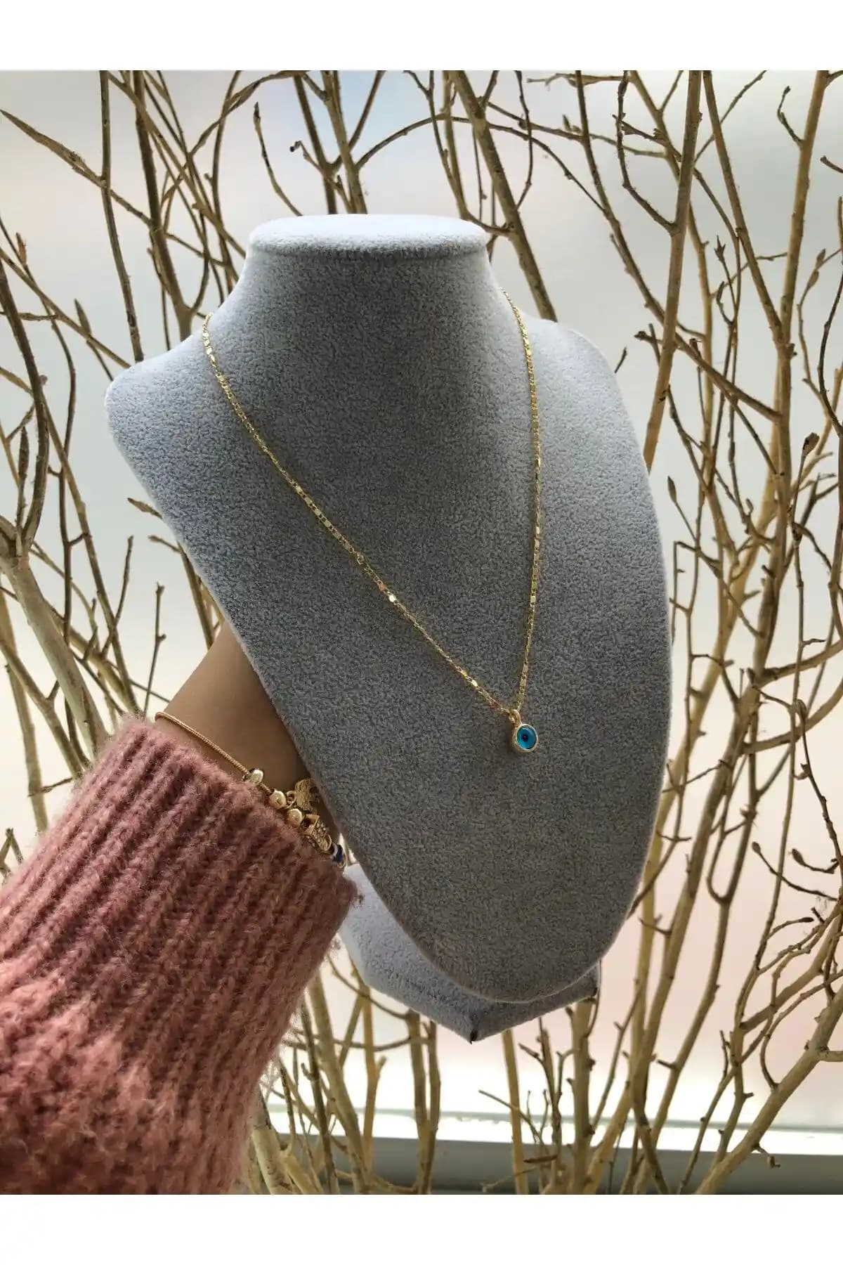 Jack Ferrero ve NurCollection Kadın Kolye Karşılaştırması Modaya Uygun Aksesuar Seçenekleri