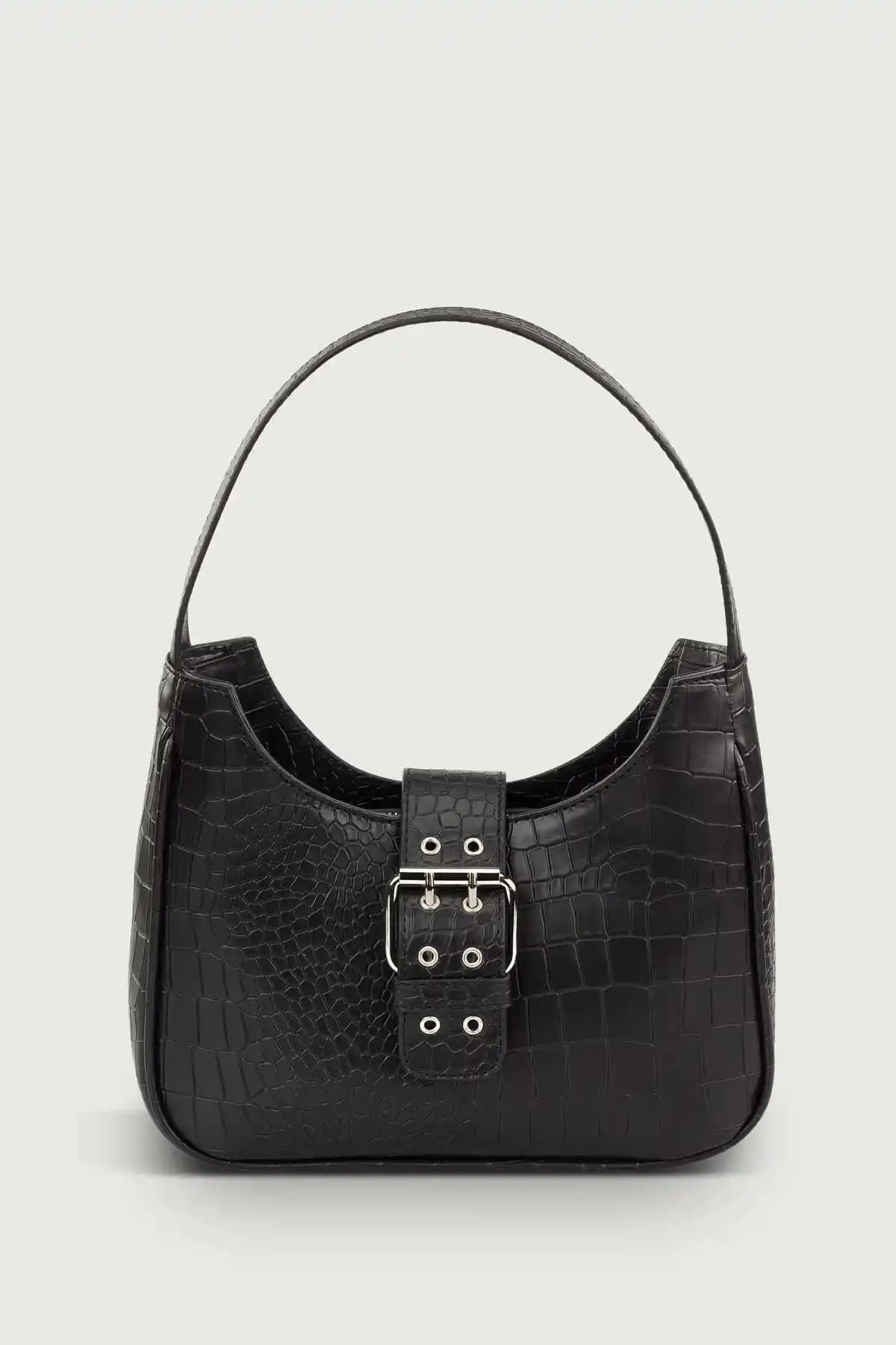 Kadın Çantası Karşılaştırması: Housebags ve Rimense Modellerinin Özellikleri ve Kullanım Avantajları