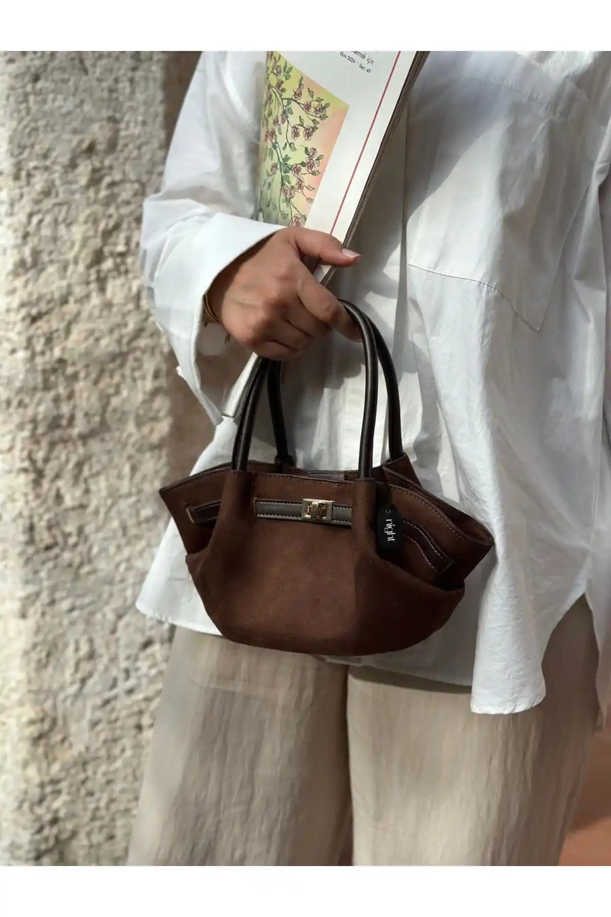 Kadın Çantası Karşılaştırması: Night Denise Süet ve NOTHING Mini Urban Çanta Özellikleri