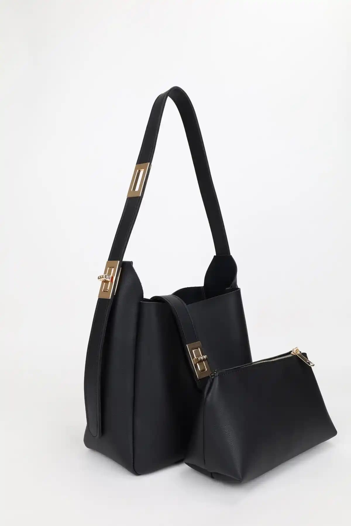 Kadın Çantası Karşılaştırması: NOTHING ve Rosmod Modellerinin Özellikleri