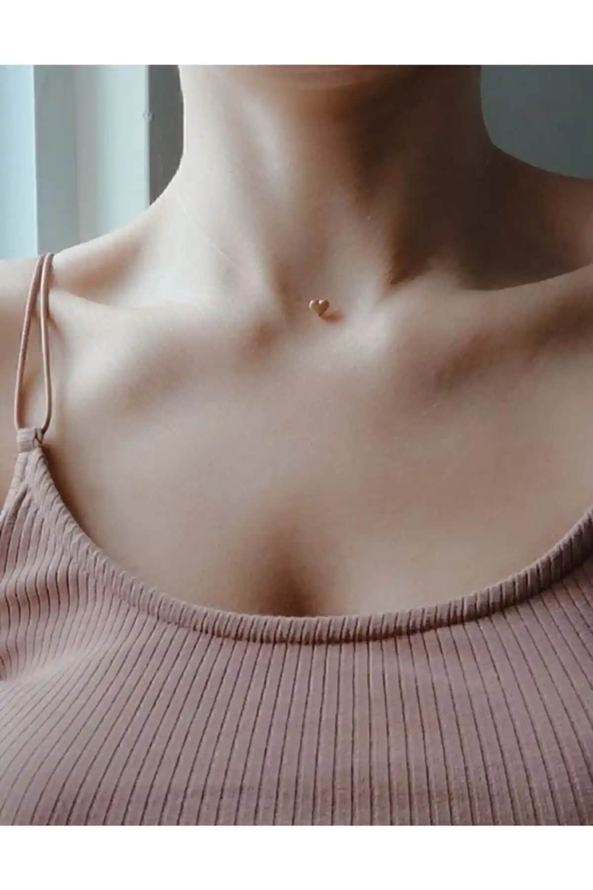 Kadın Kalp Yıldız ve Göz Desenli Kolye Karşılaştırması: Hangi Model Daha Uygun