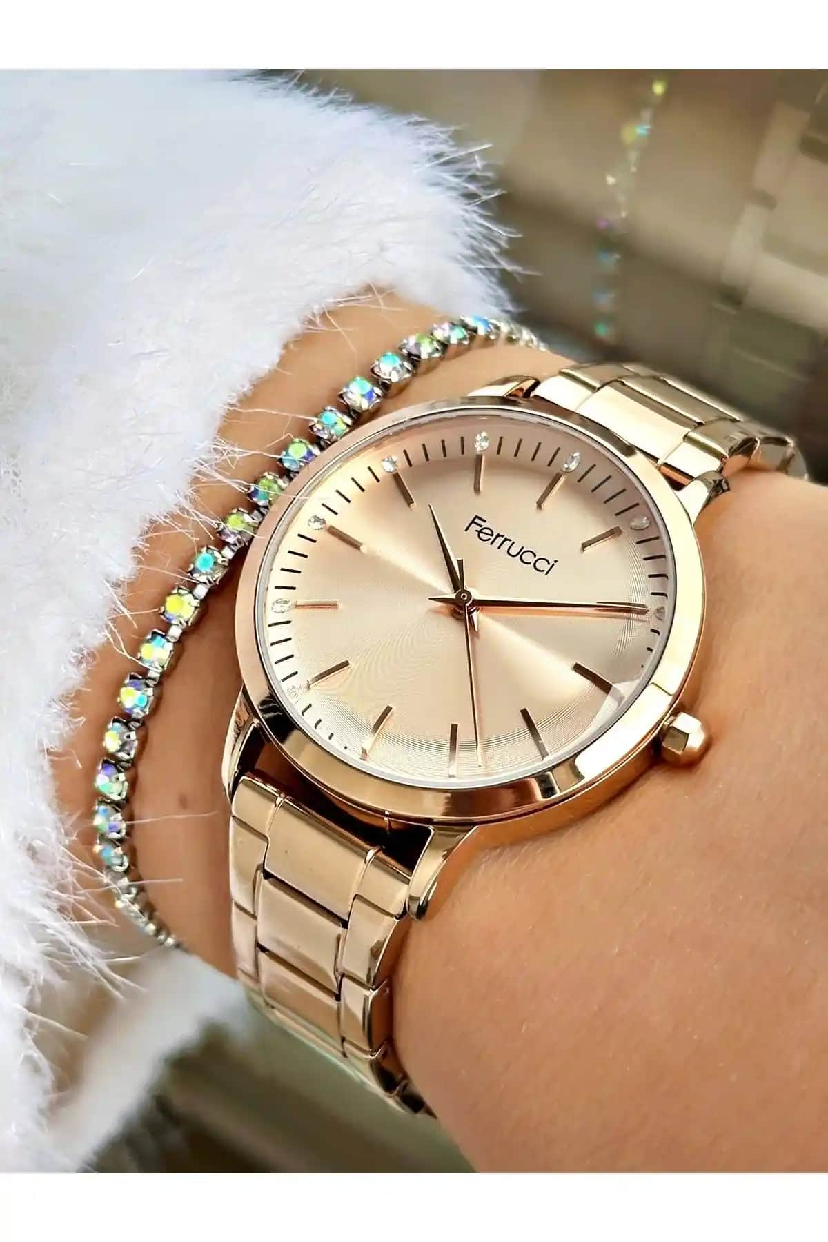 Kadın Kol Saatleri Karşılaştırması: Ferrucci ve Lee Cooper Modelleri