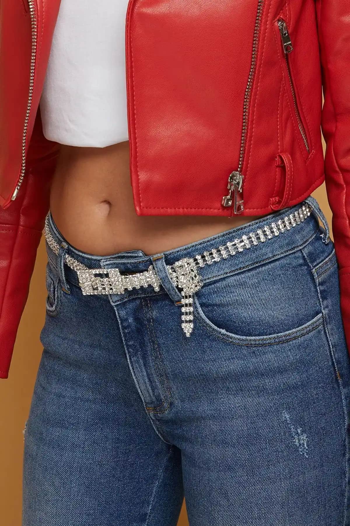 Kadın Moda Kemerleri Karşılaştırması: Furtek ve New Obsessions Era Zincir Kemerleri