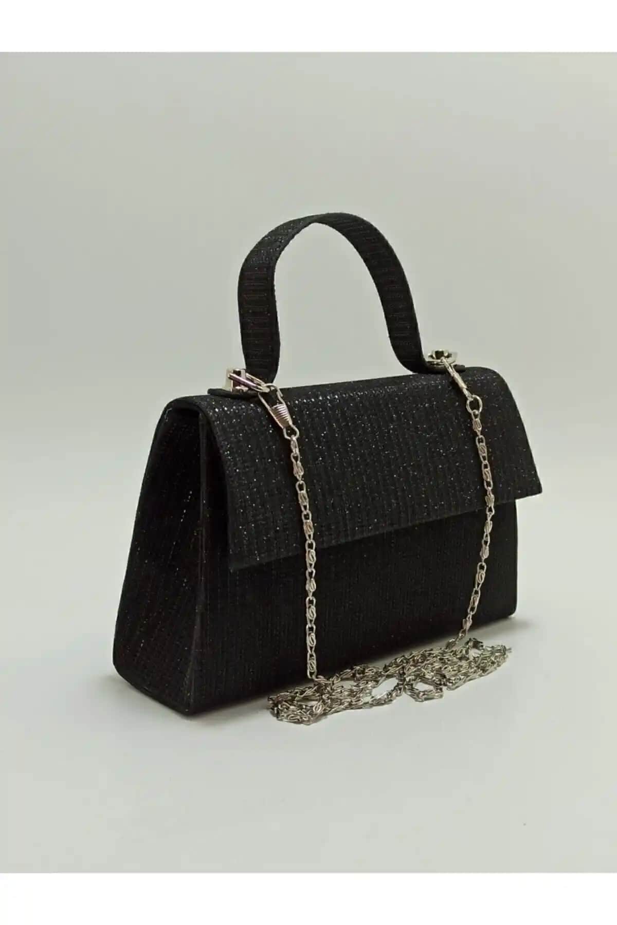 Kadın Siyah Abiye ve Suni Deri Çantalar Karşılaştırması: Stil ve Kullanışlılık Rehberi