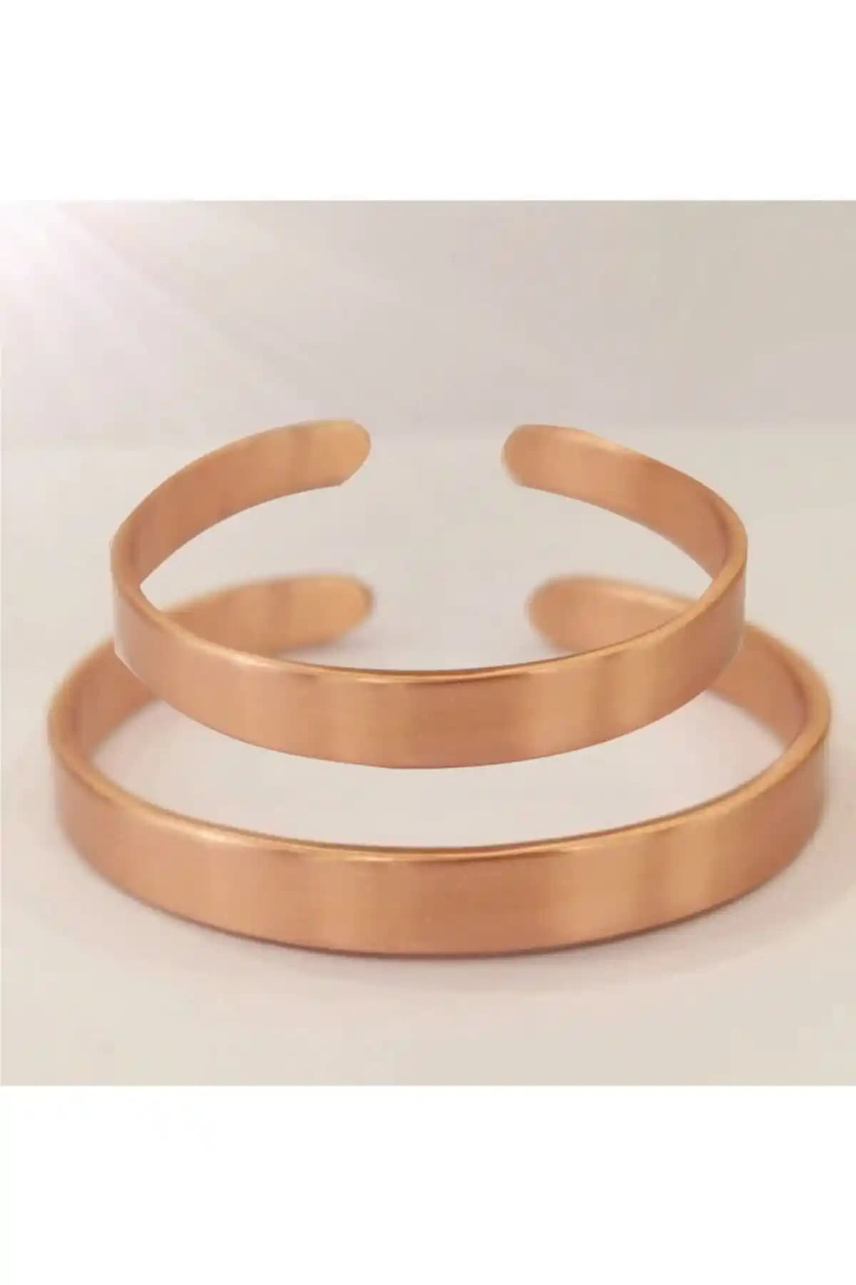 KAVELE ve Tagu Bakır Bileklikleri Karşılaştırması: Özellikler ve Kullanıcı Yorumları