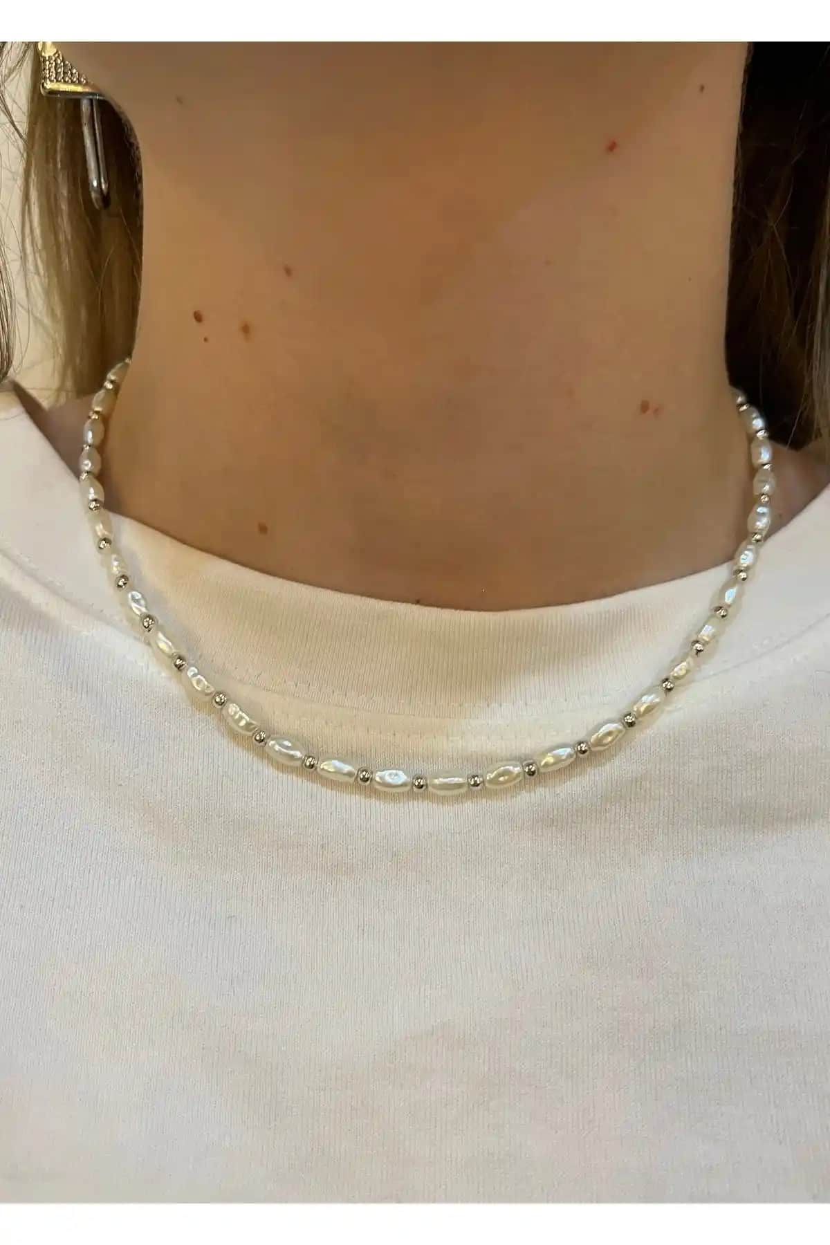 Kilimistanbul Gümüş Renkli Kolye Karşılaştırması: İnci Topçuk ve Dorika Modelleri