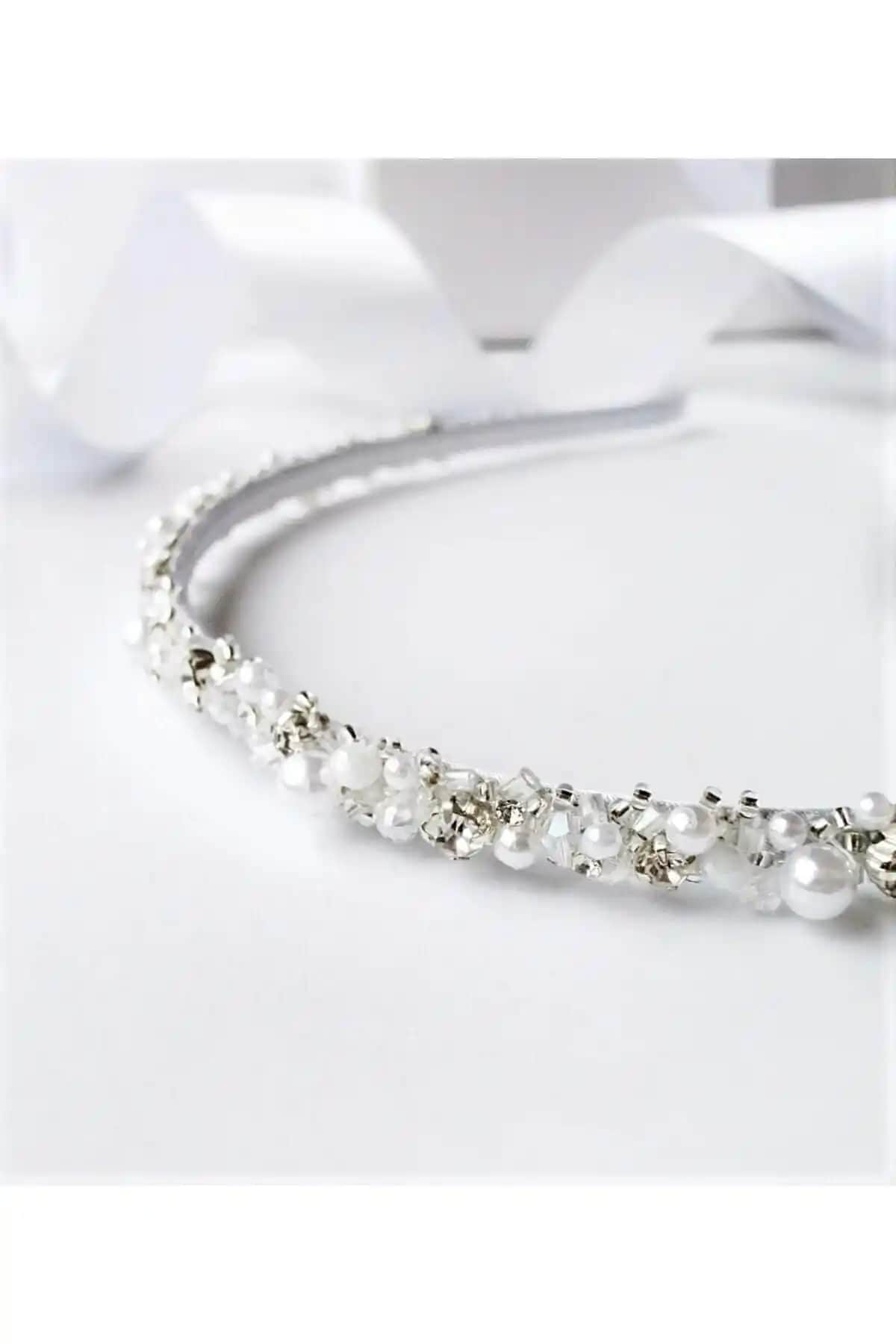 Kristal ve Sedef Taç Karşılaştırması: Hangi Taç Sizin İçin Uygun