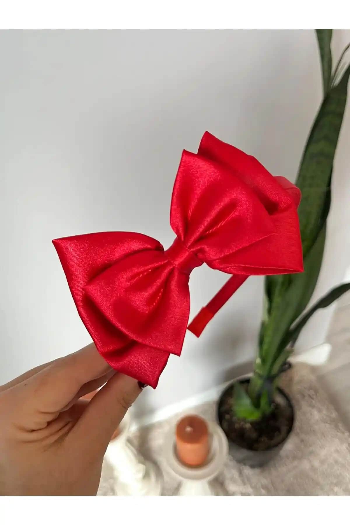 Lohusa Dönemi İçin Tasarlanmış Fiyonklu Taçların Karşılaştırması ve Seçim Rehberi