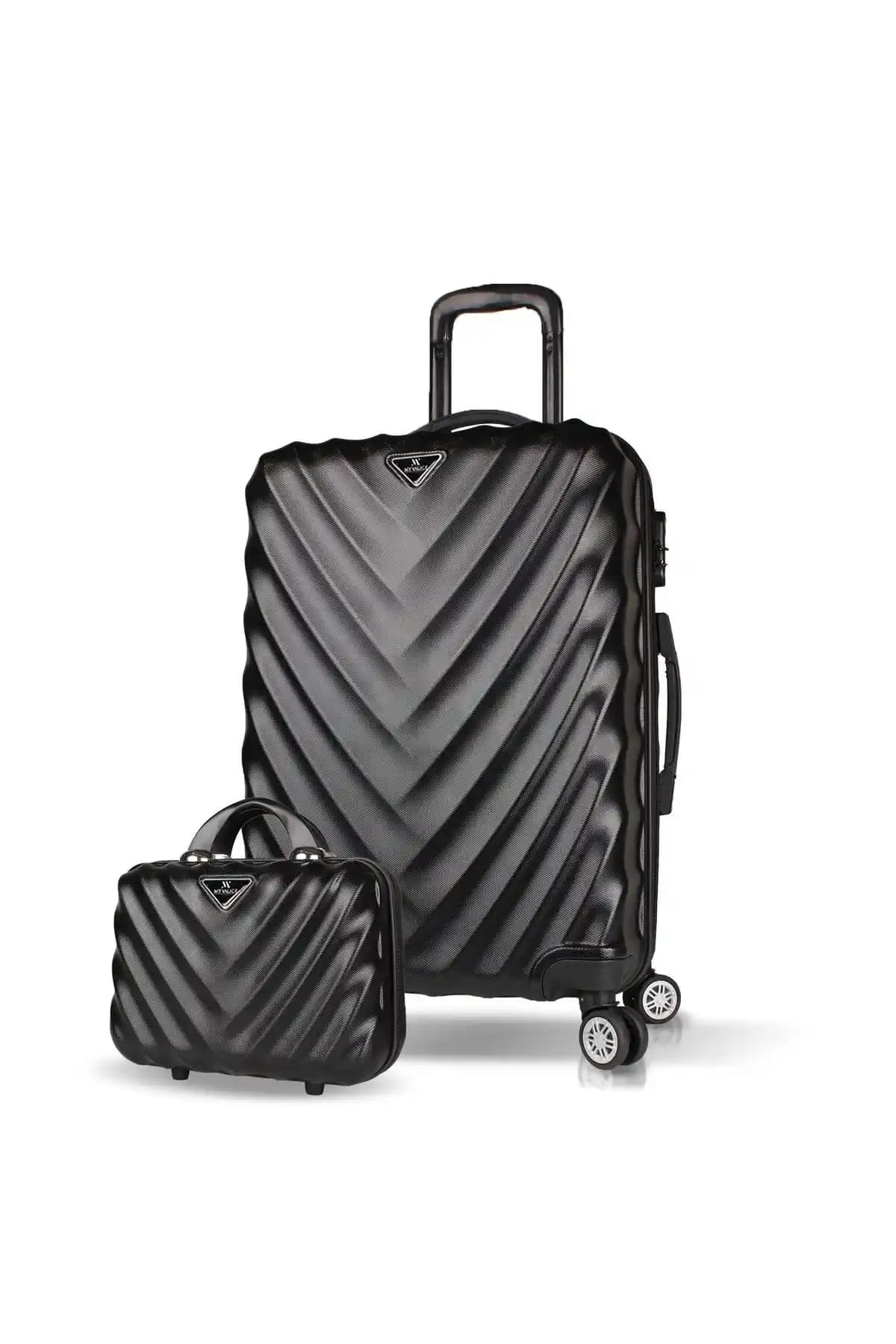 My Valice Lotus ve Ruby Valiz Setleri Karşılaştırması: Hangi Model Size ve Özellikler Açısından Daha Uygun