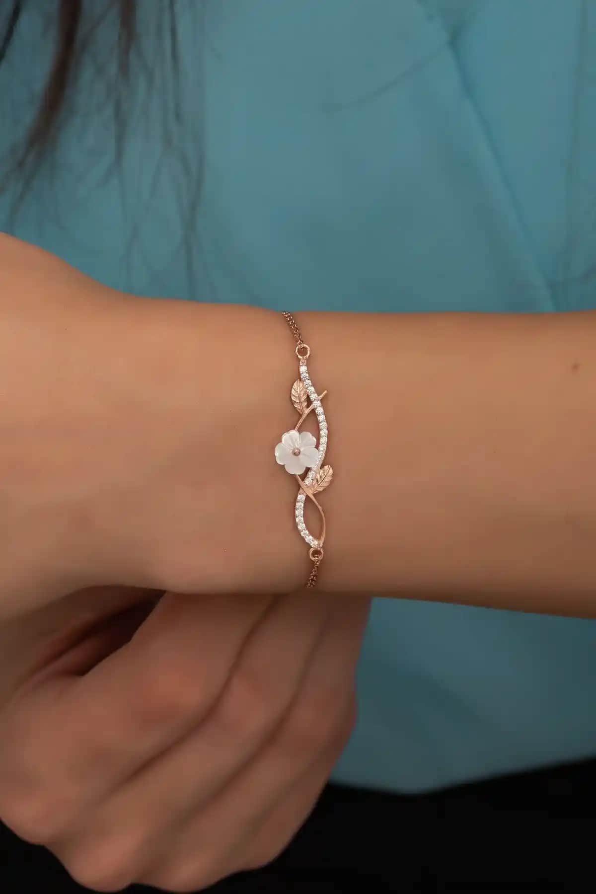 NEREZE ve SARIASLAN Manolya Çiçeği Bileklikleri Karşılaştırması ve Özellikleri