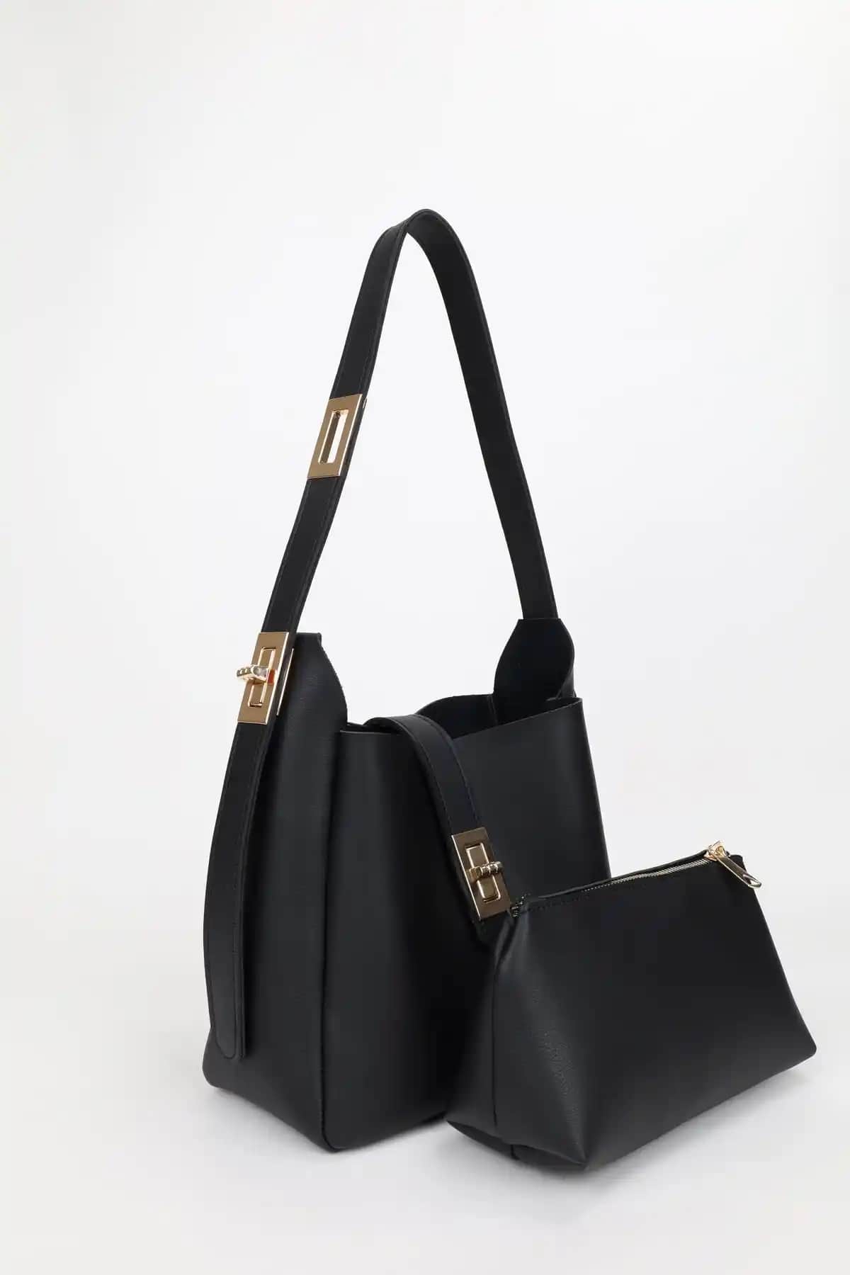 Nothing Kadın Çantası Karşılaştırması: Siyah ve Süet Modellerinin Özellikleri ve Kullanım İpuçları