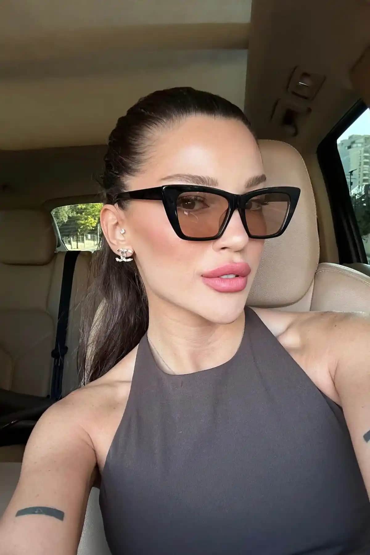 REN EYEWEAR CİRO ve RiRi Store Mia Güneş Gözlüğü Karşılaştırması: Tasarım ve Koruma Özellikleri