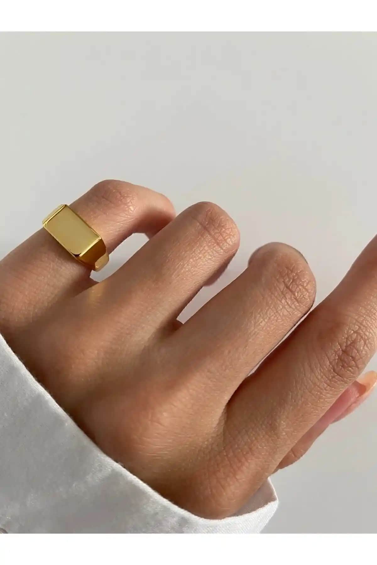 Ringbox Gold Serçe Parmak Yüzükleri Karşılaştırması Modern ve Şık Tasarımlar