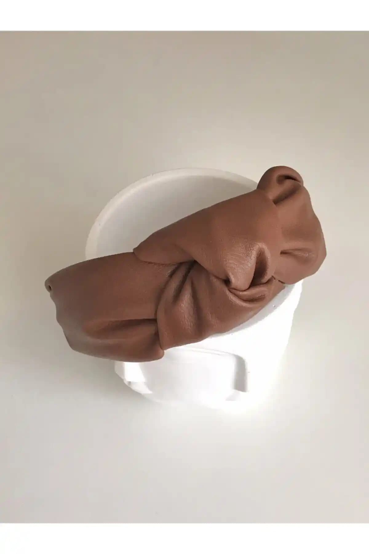 Saç Bandı Karşılaştırması: Halhalmill ve So Much Accessories Modaya Uygun Seçenekler