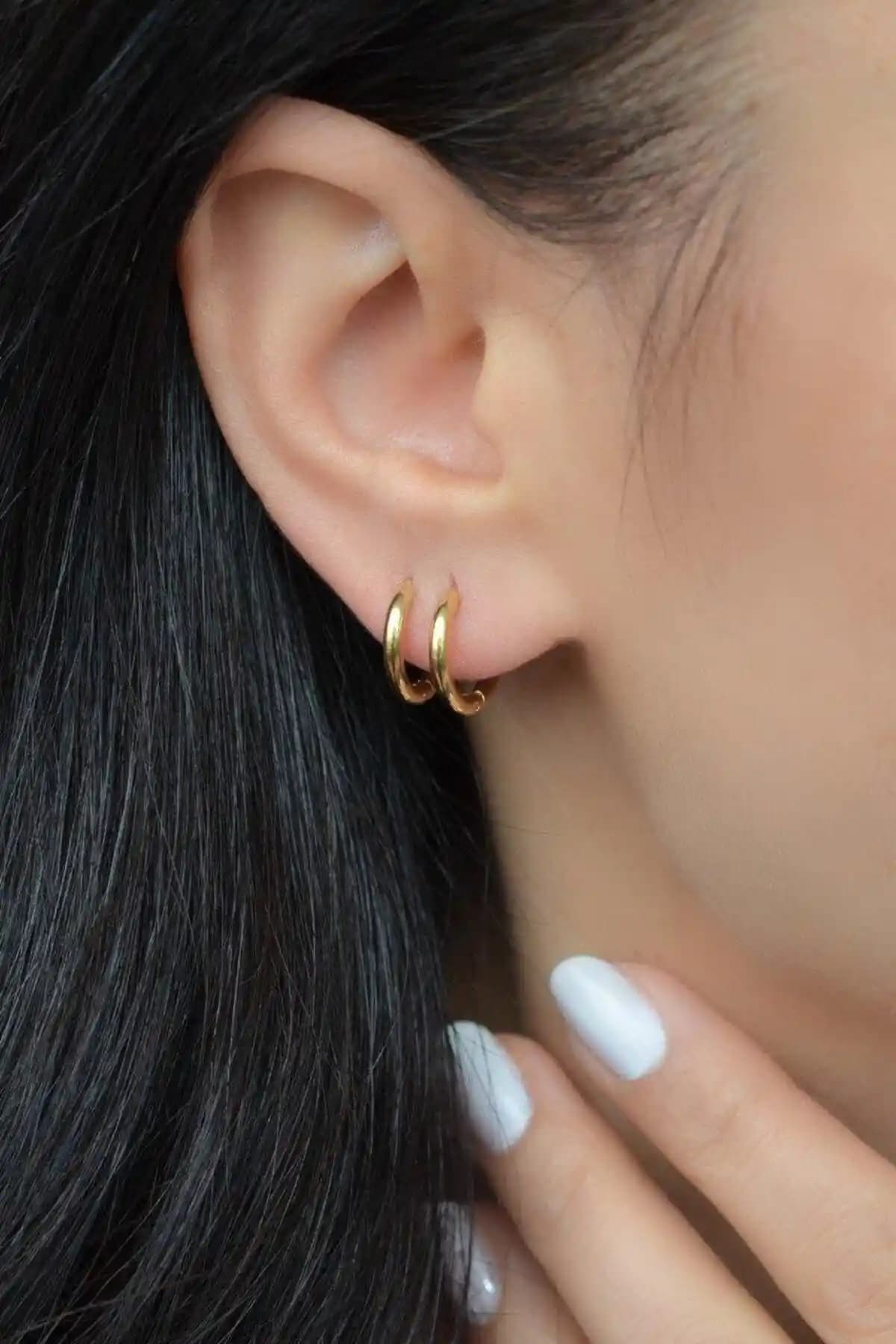 Sacce Marka Çelik Halka Küpe Karşılaştırması: Küçük ve Orta Boy Seçenekler Analizi