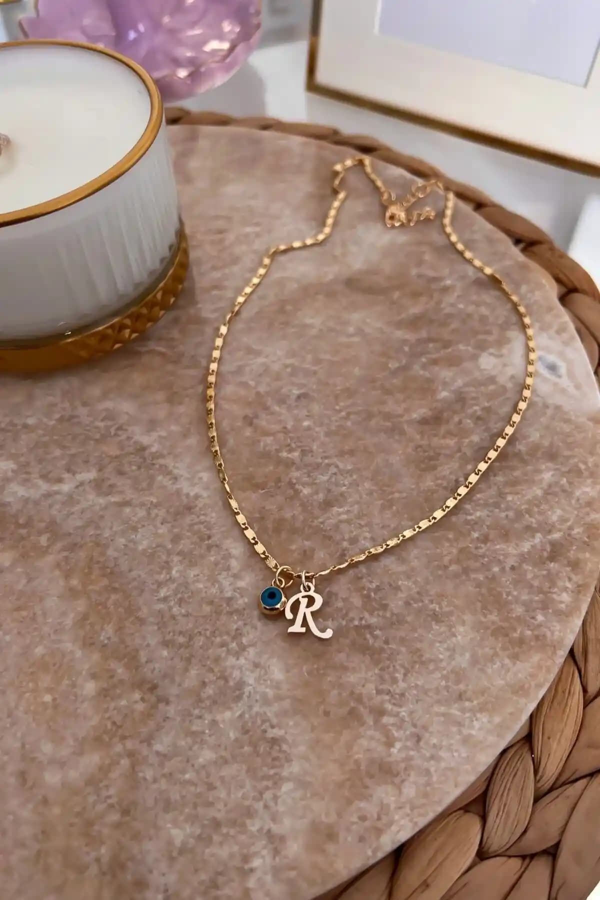 Trendy Butik Altın Kaplama Kişiye Özel Harf Kolyesi Karşılaştırması R ve S Harfi