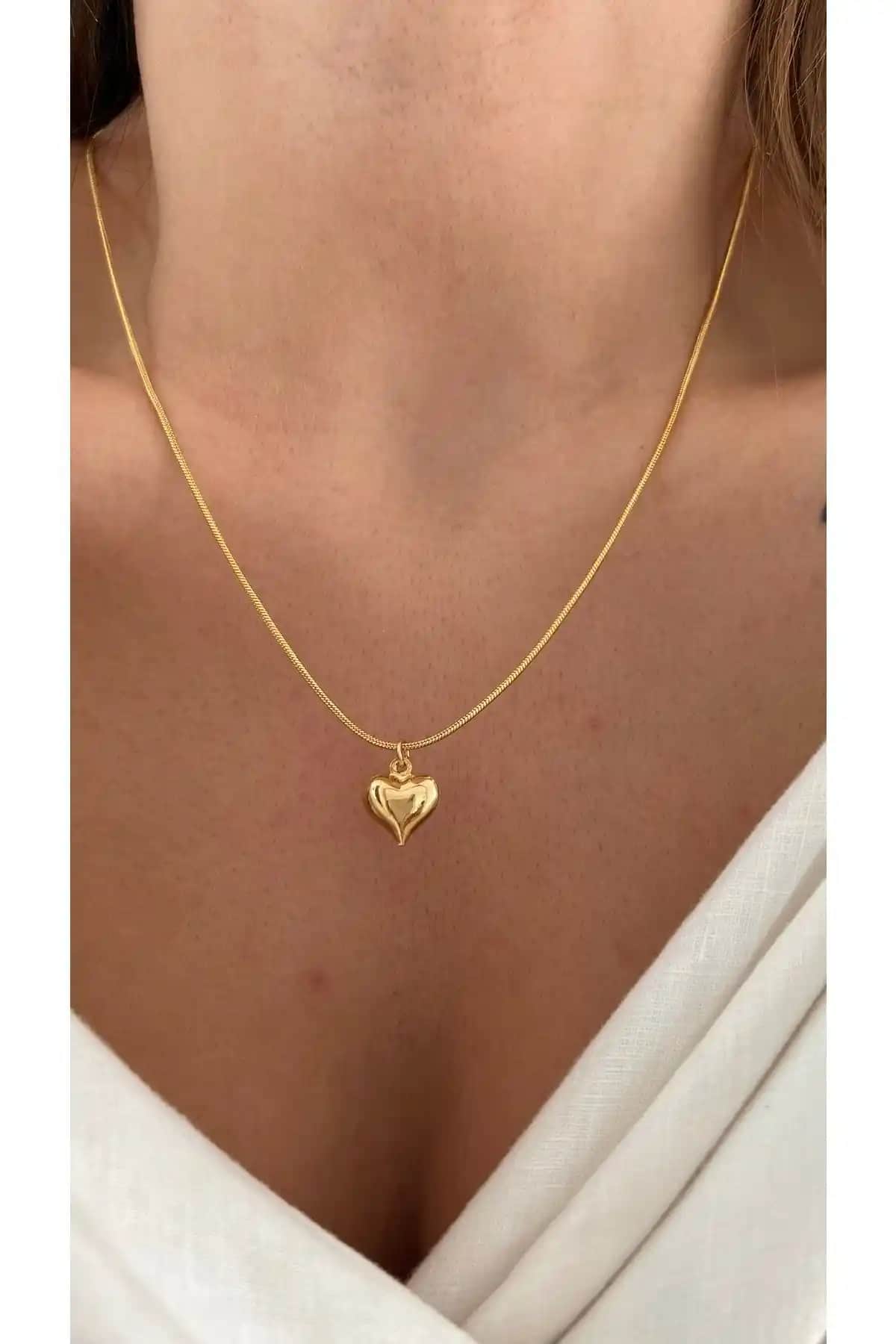 Vi Store Altın Kaplama Kalp Kolye ve Choker Karşılaştırması Ürün Özellikleri ve Kullanıcı Yorumları