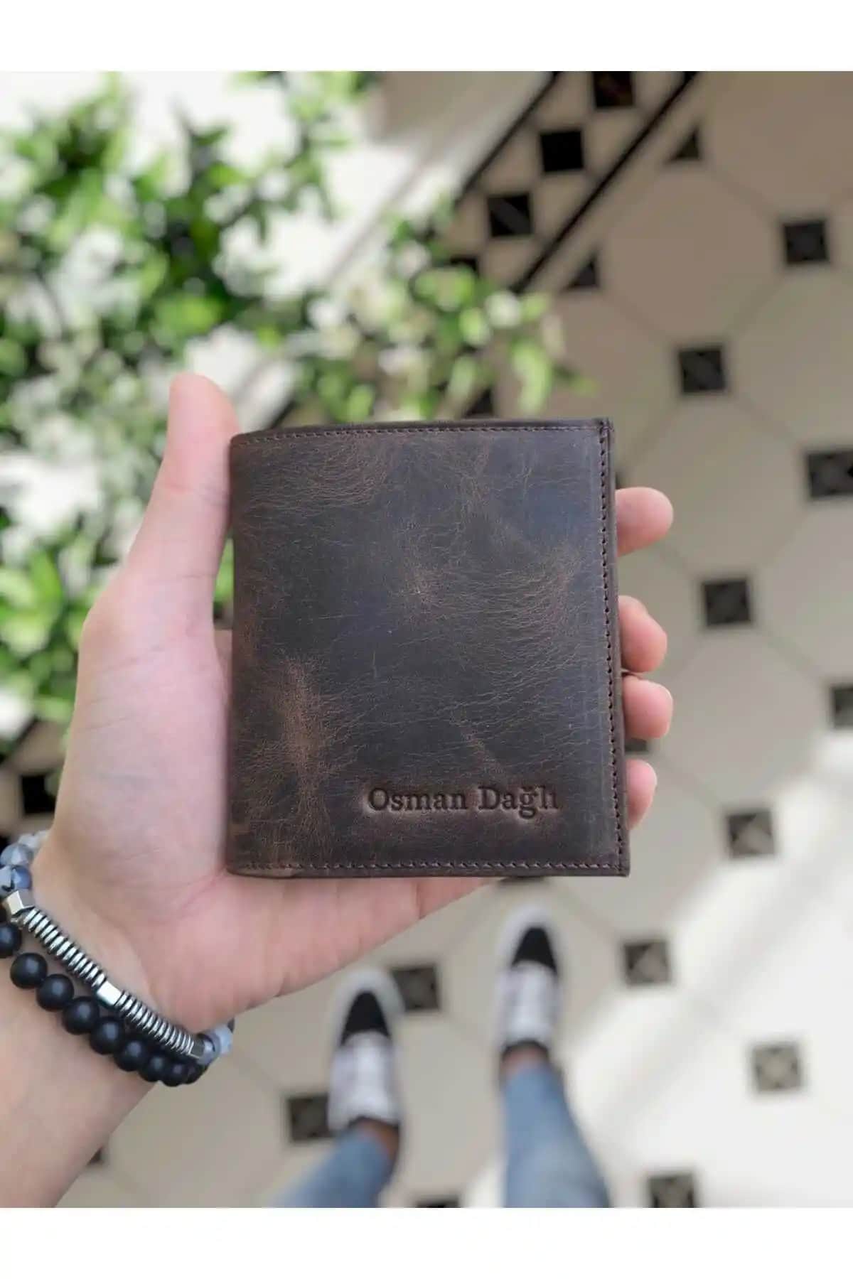 Visso Deri Cüzdanları Karşılaştırması: 114 ve 660 Modellerinin Özellikleri ve Farkları