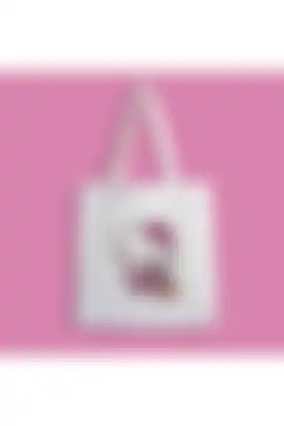 Hello Kitty Milkshake Baskılı Bez Çanta: Eğlenceli ve Fonksiyonel